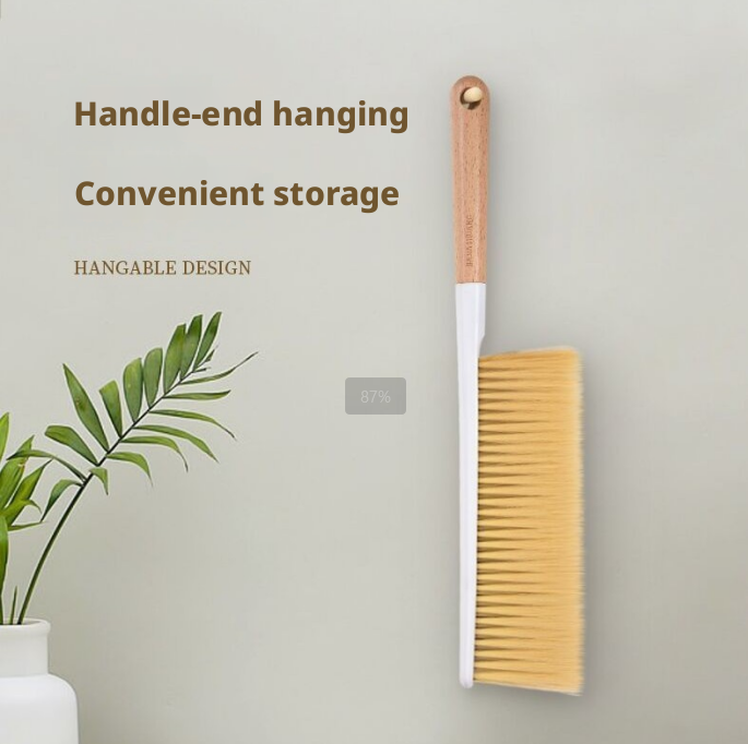 Soft wool bed brush-raw wood color-wooden handle +pp wire-1 piece