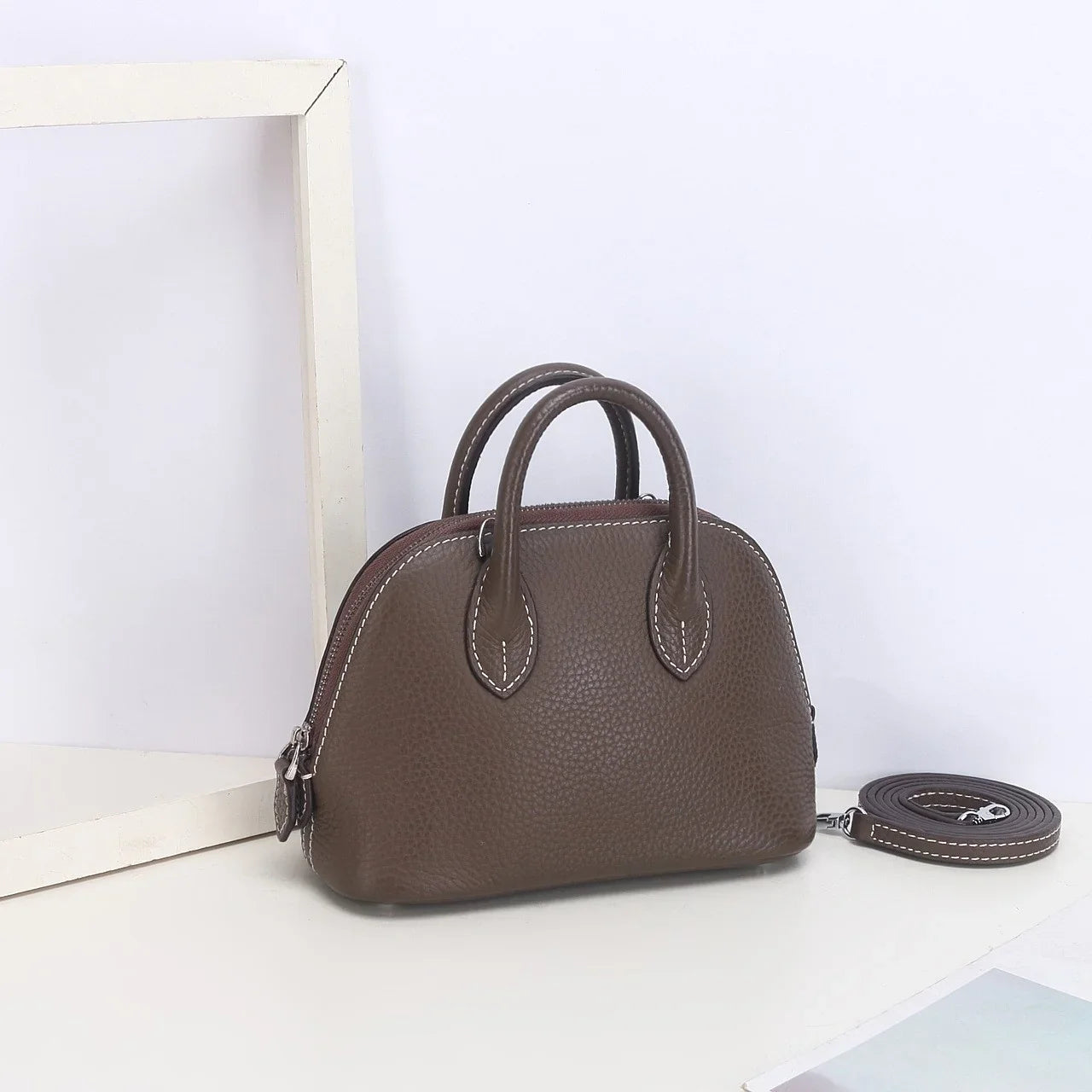Shell Bag Women's Messenger Bag | Cow Leather Simple Shoulder Bag & Fashion Ladies Classic Handbag (Small Mobile Phone Crossbody Bag)