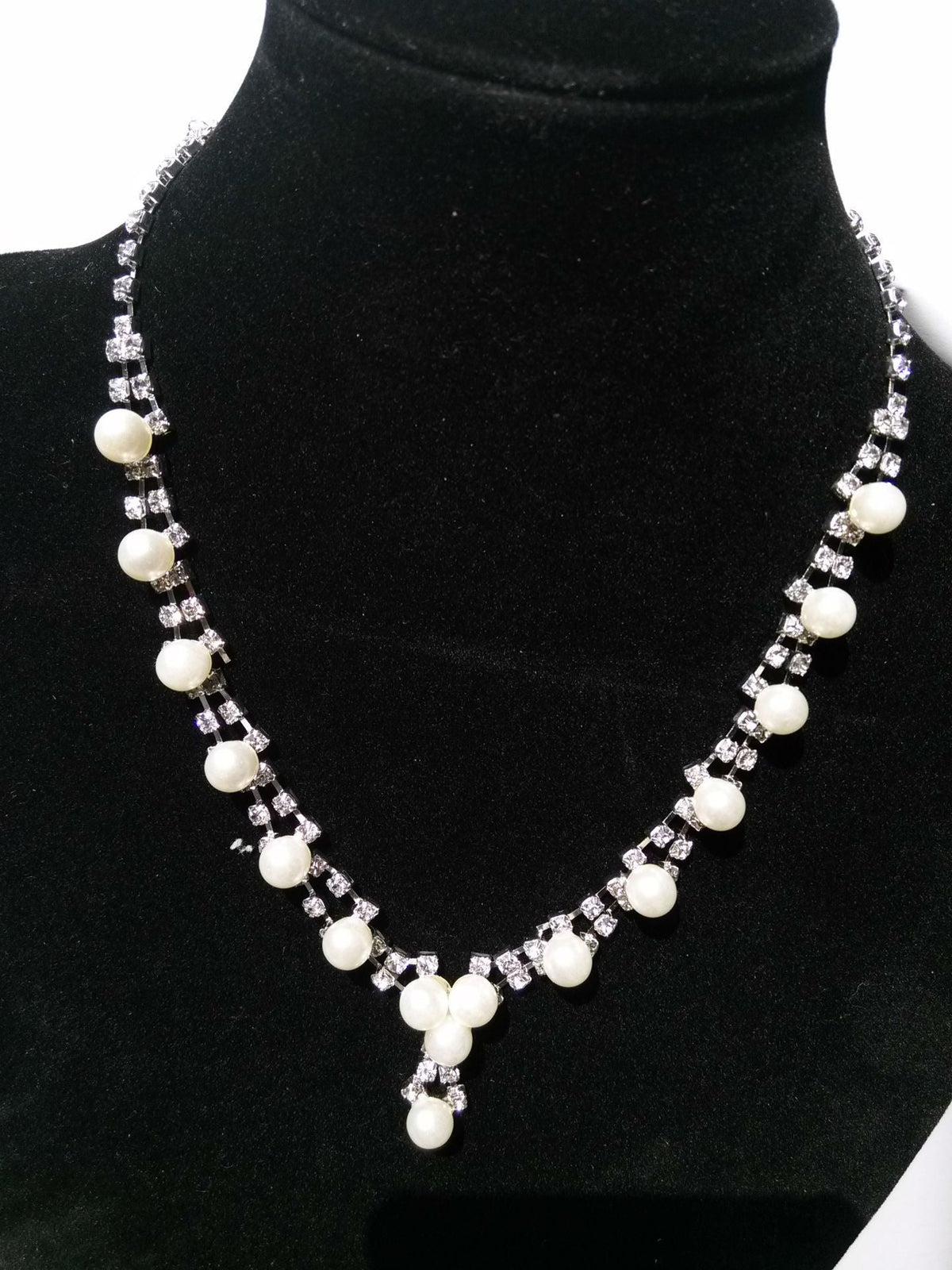 Pearl and Rhinestone Bridal Jewelry Set