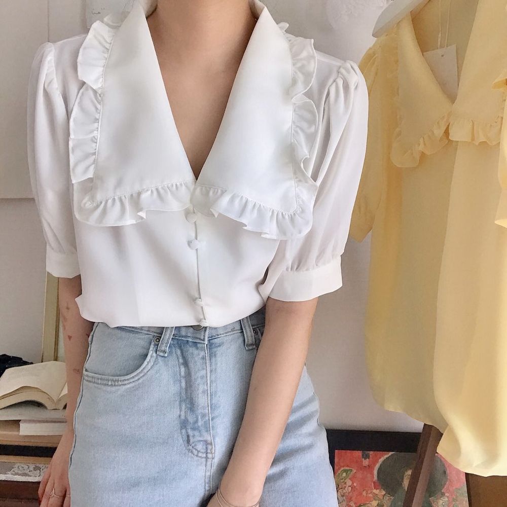 Sweet Short White Chiffon Blouse Women Ruffled Slim Women Shirt Tops Korean