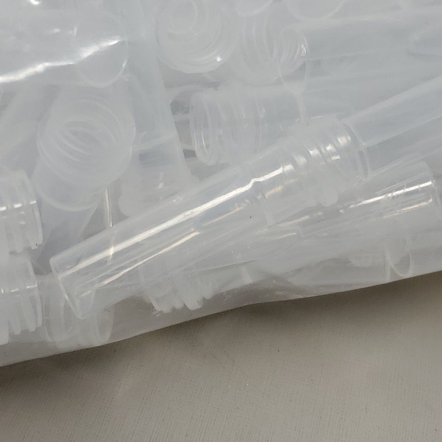 Starlab 500 Pack Of Non-Graduated Skirted Base Clear Tubes 0.5mL Without Cap 2140 (New)