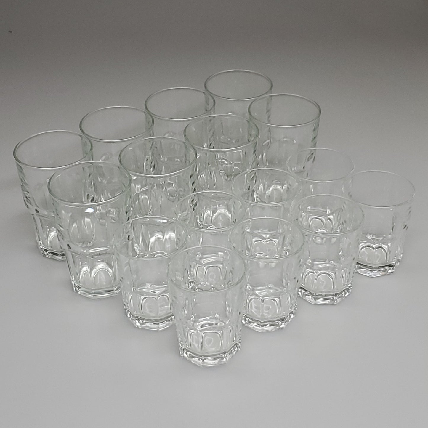 BOSTON GLASSWARE 16PK! 8pc 9.8 oz & 8pc 16 oz 1701446 (New)