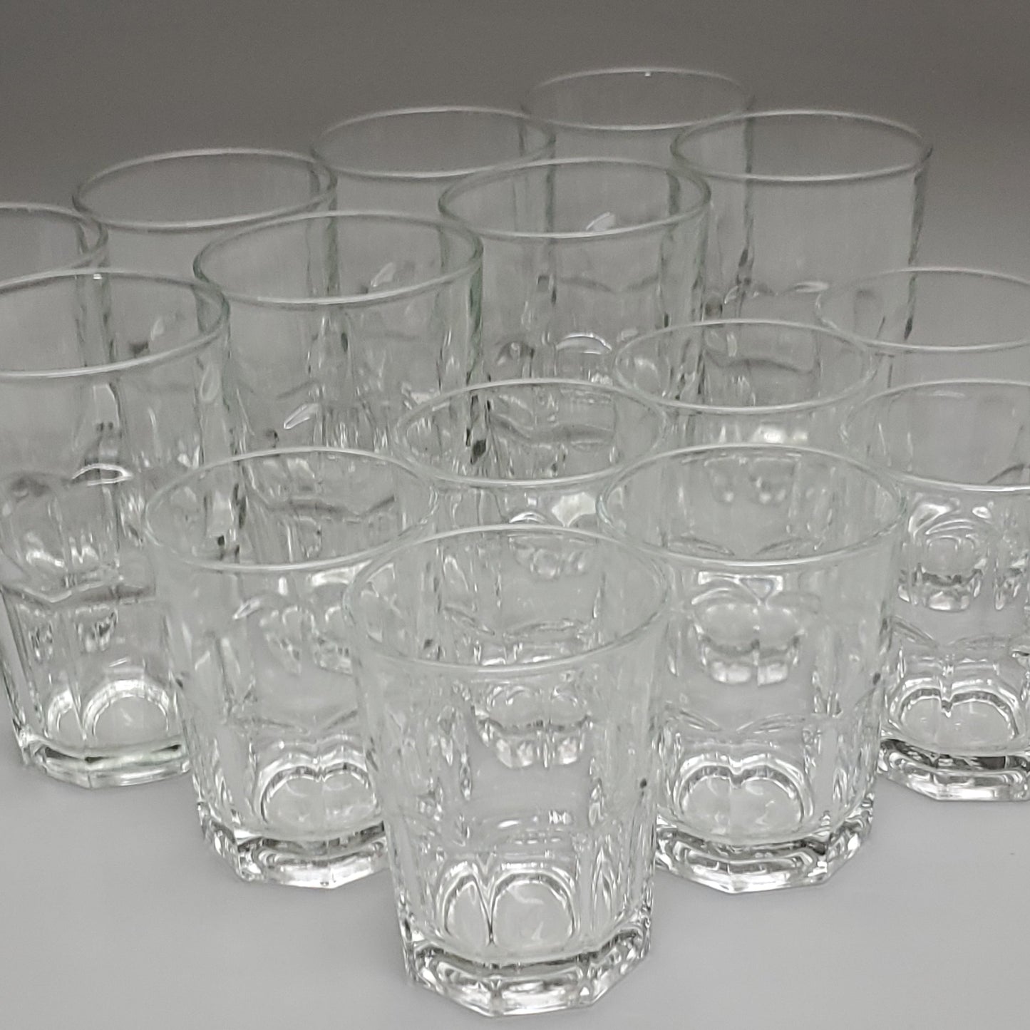 BOSTON GLASSWARE 16PK! 8pc 9.8 oz & 8pc 16 oz 1701446 (New)