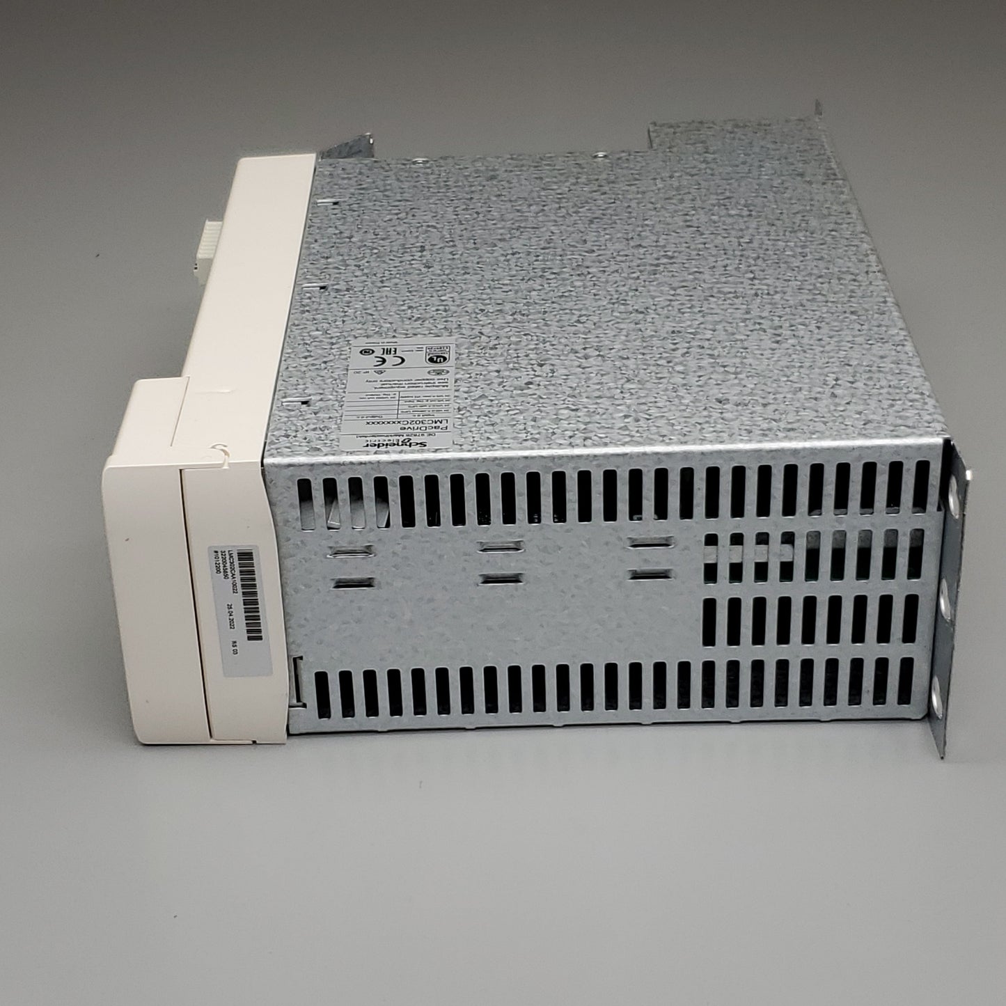 SCHNEIDER ELECTRIC PacDrive LMC Pro2 w/ Cables LMC302CAA10022 (New Other)