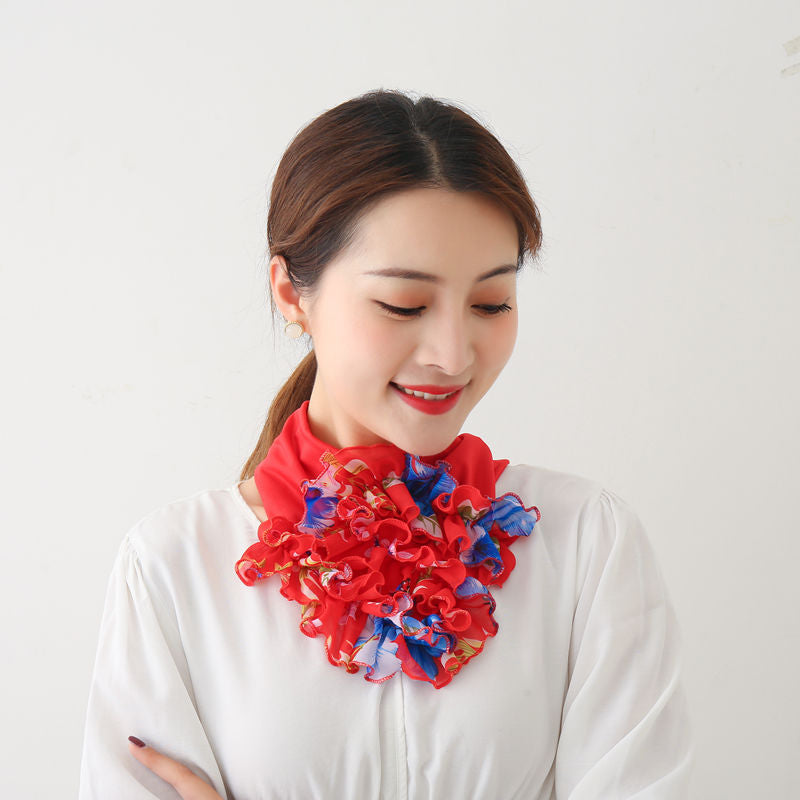 Women's bib scarf