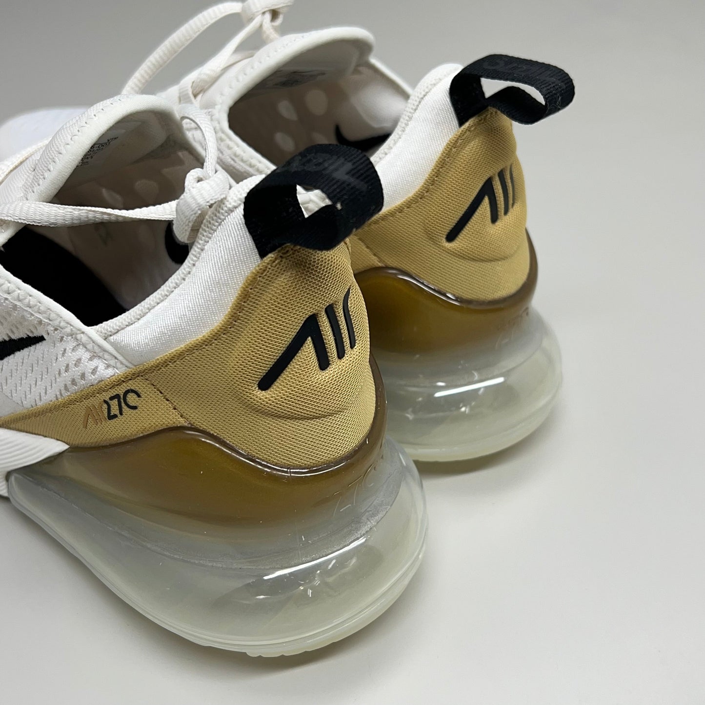 NIKE W Air Max 270 Foam Insole Mesh Sneakers Women's Sz 8 White Gold DZ77736 001