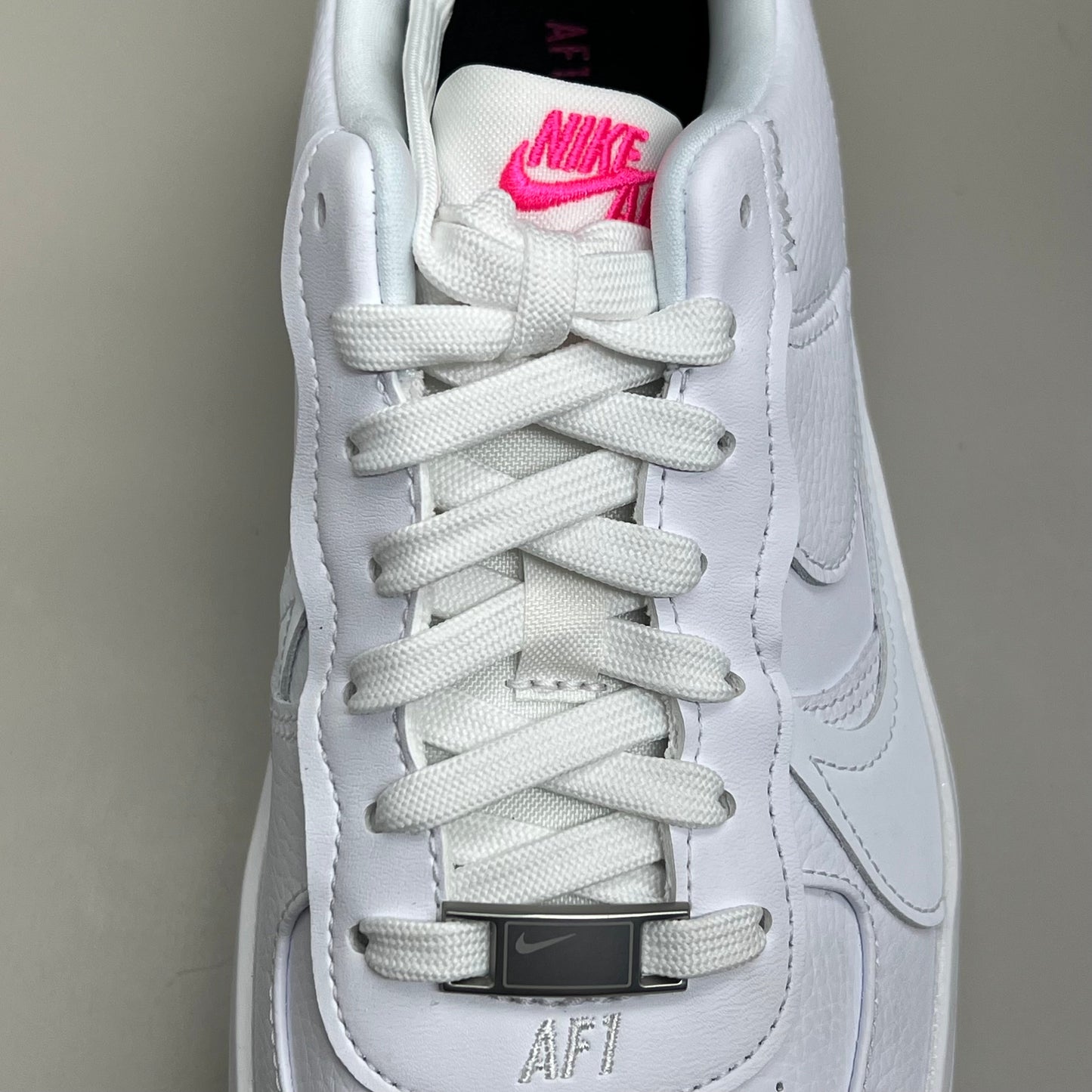NIKE Air Force 1 PLT.AF.ORM Tapered Toe Sz Women's 8.5 White/Pink/Blue FN7180-100