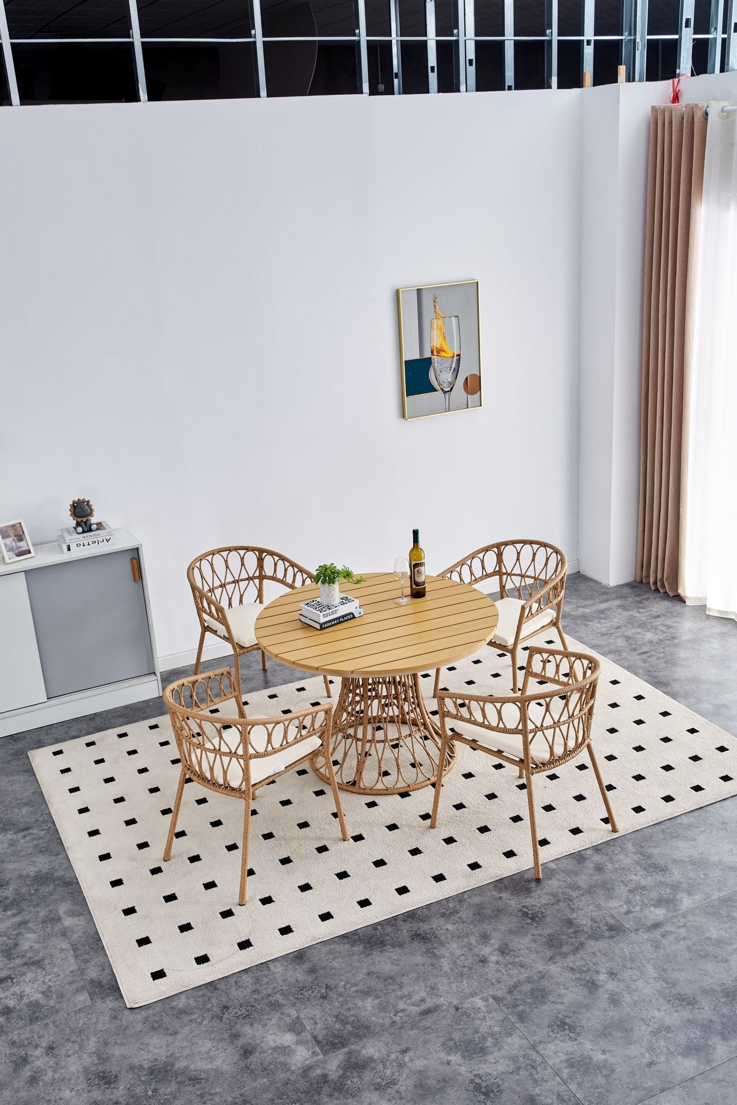 Outdoor dining set of 5 simple bamboo dinning table  PE ratten round table 110CM plastic wood top