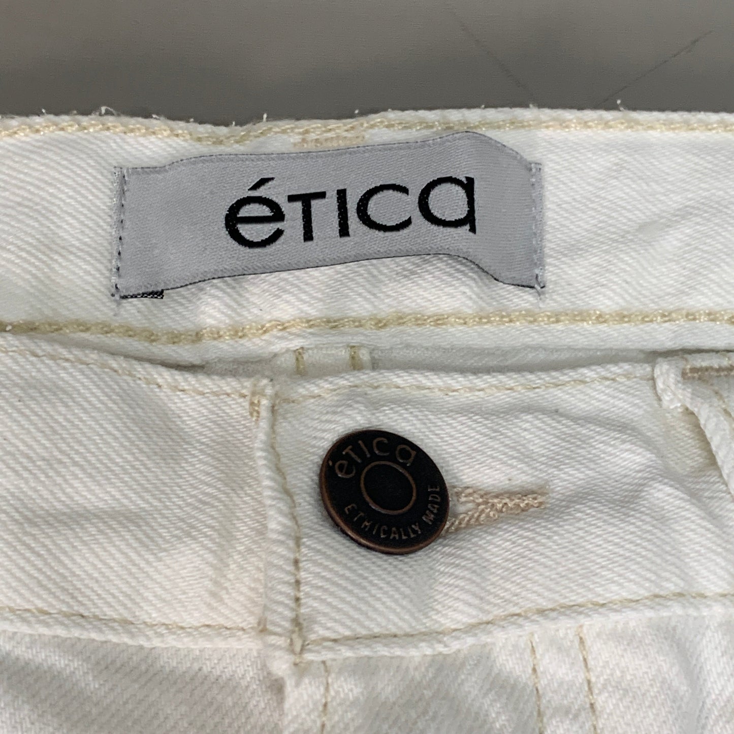 ETICA Tyler High Waist Straight Leg Ankle jeans Vintage White Size 28 EW180114A