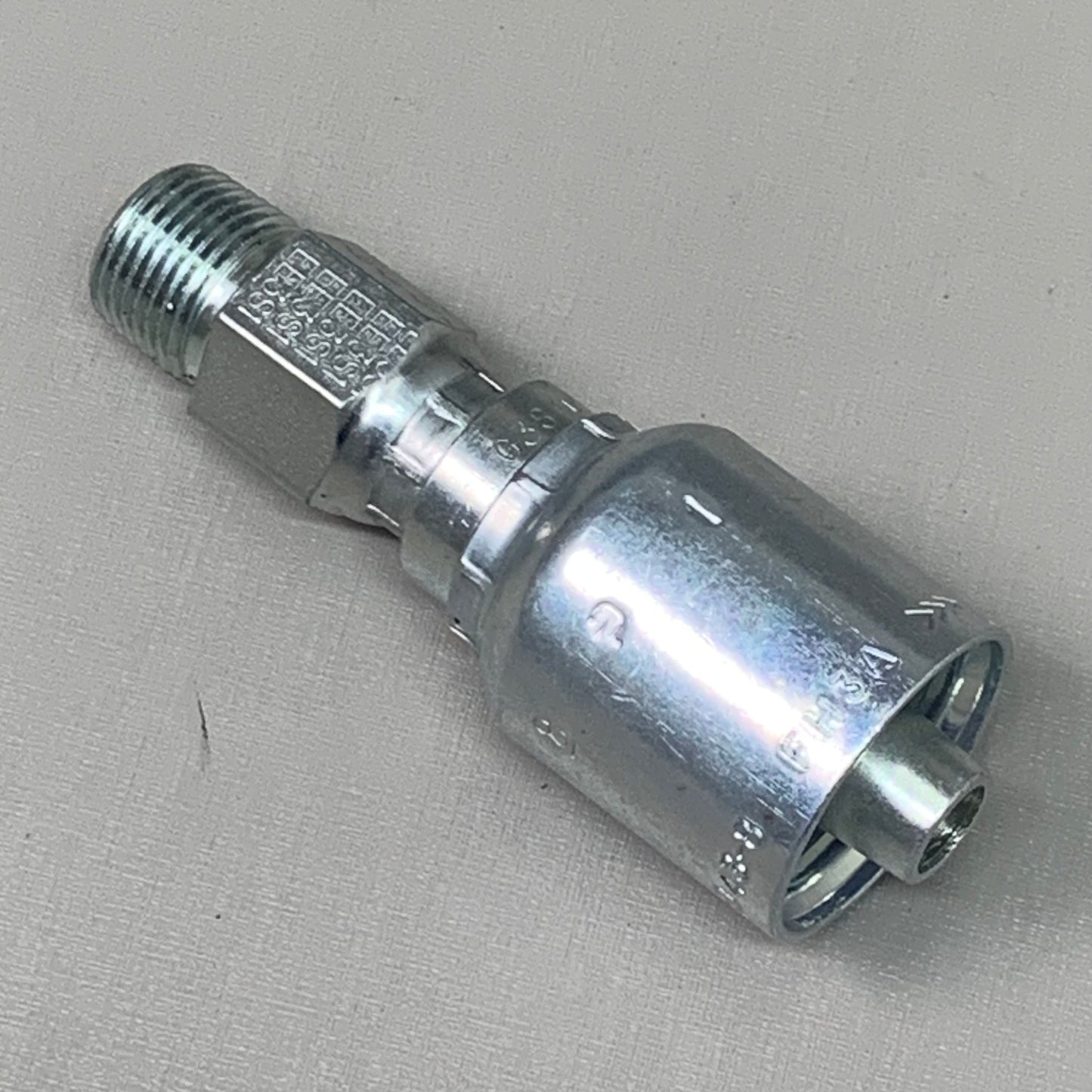 PARKER (4 PACK) Hydraulic Hose Male Pipe Swvl Hose Ends 3/8" x 1/2" Steel KP46845