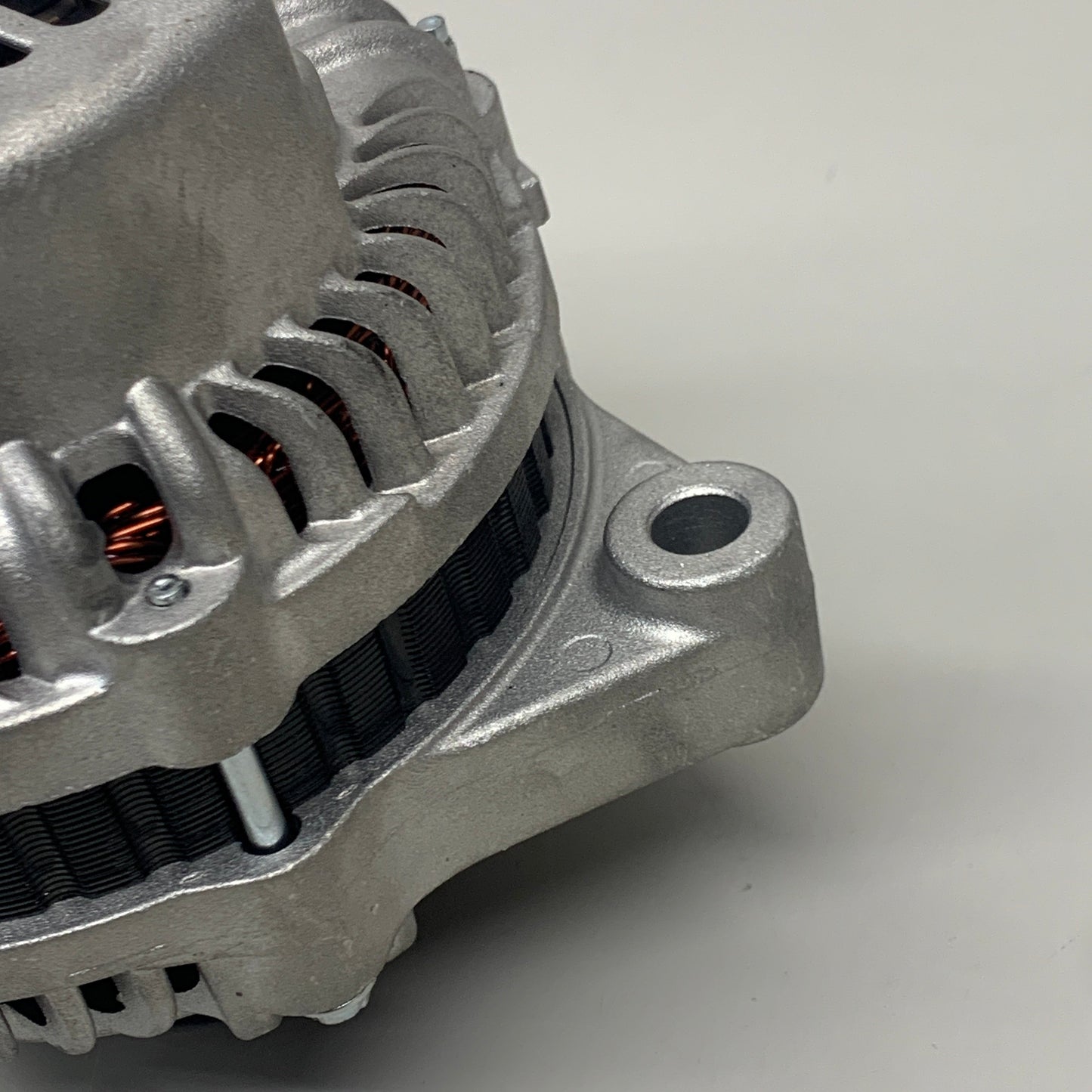 DENSO Alternator XD03M 210-4228 (Remanufactured)