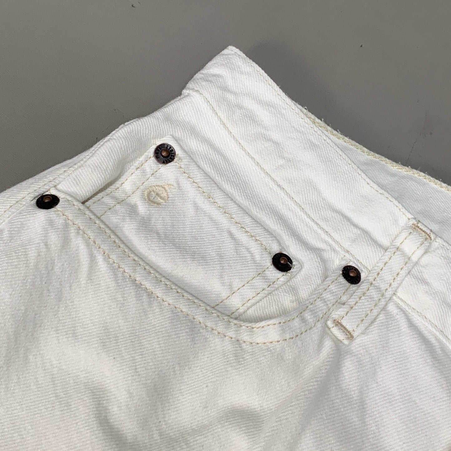 ETICA Tyler High Waist Straight Leg Ankle jeans Vintage White Size 28 EW180114A