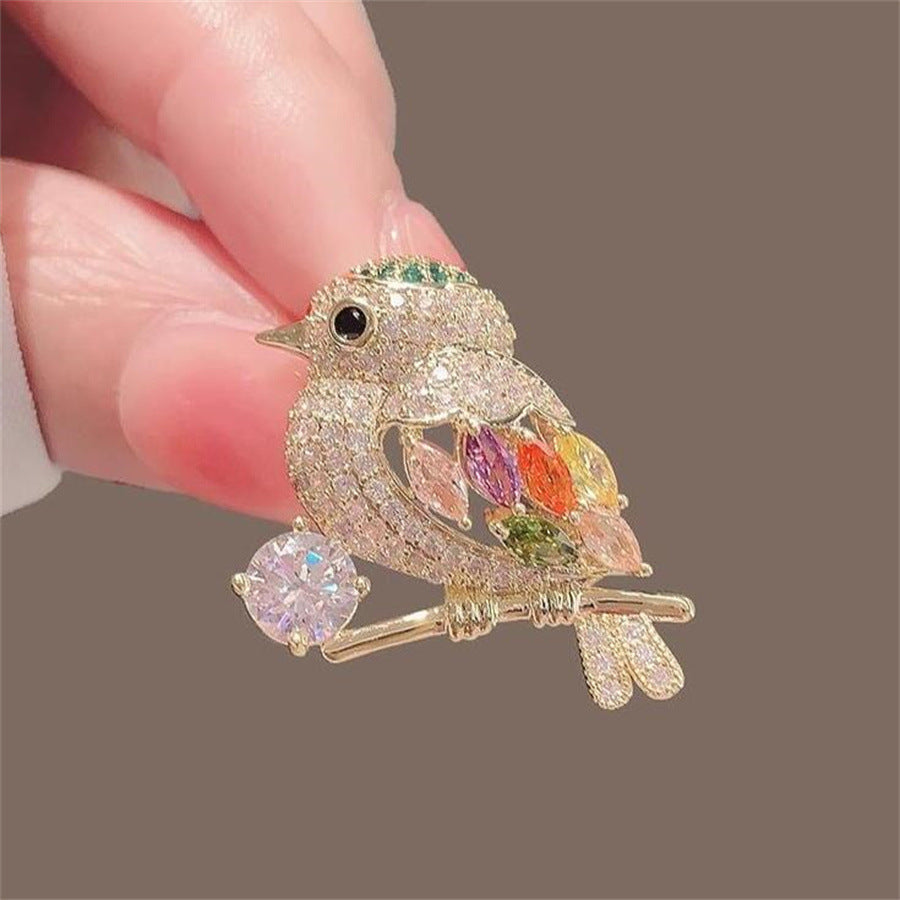 Full Diamond Animal Magpie Bird Brooch