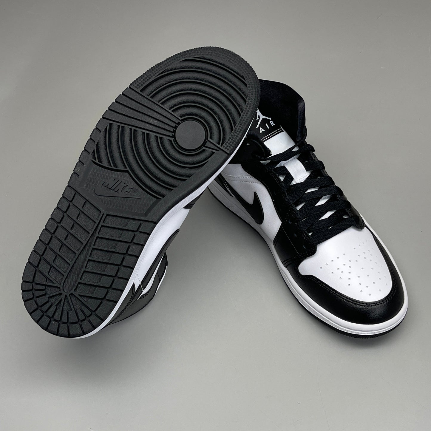 NIKE AIR JORDAN 1 Mid Panda Women's Sz 7 Black / White DV0991-101 (New)