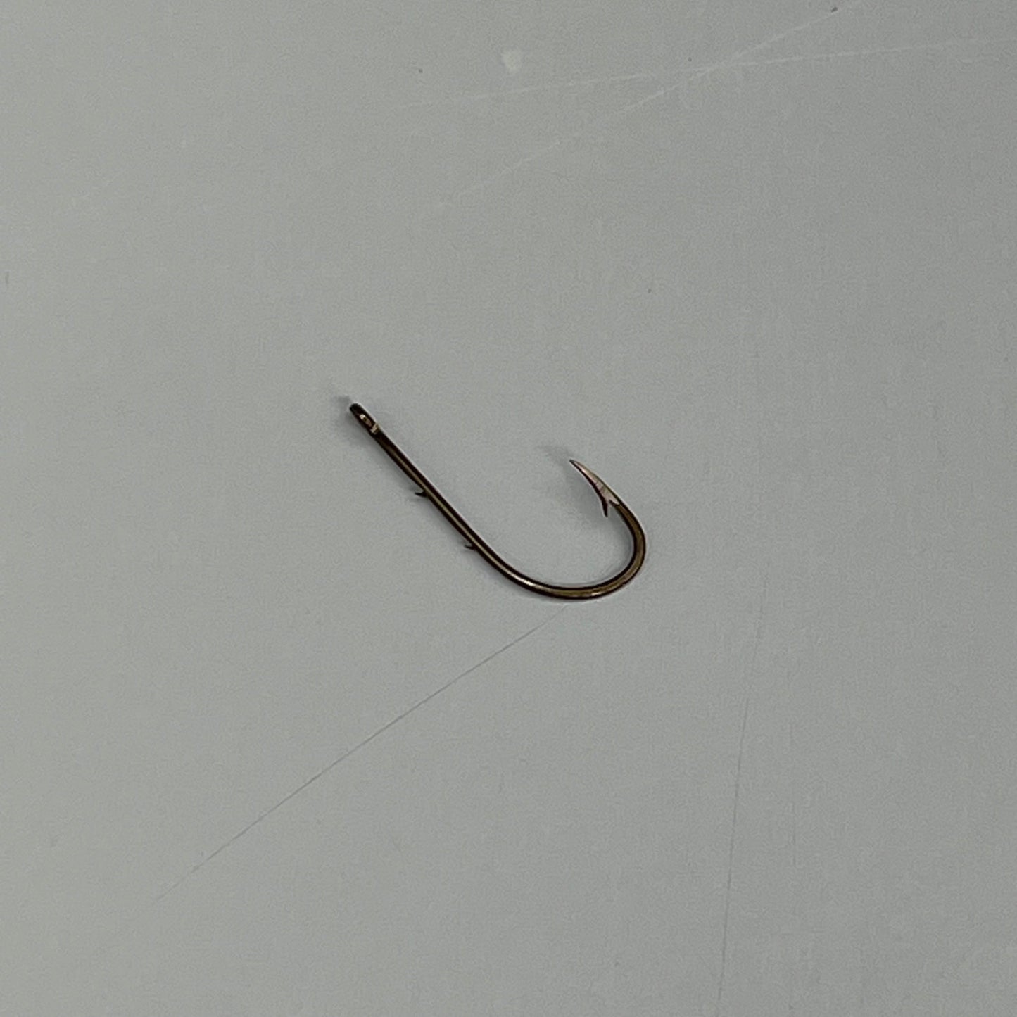 EAGLE CLAW Ultra Sharp Bait Holder for Worms & Chunk Bait Bronze #4 50pc 186F-4