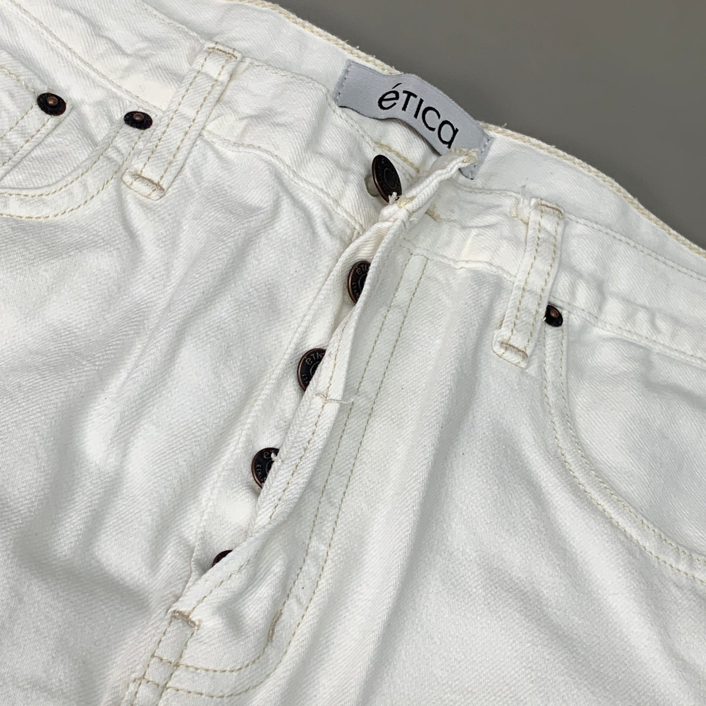 ETICA Tyler High Waist Straight Leg Ankle jeans Vintage White Size 25 EW180114A