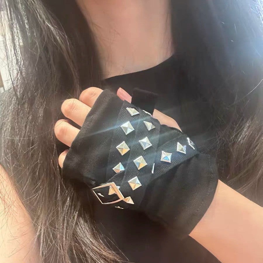 New Y2g Millennium Hot Girl Gloves Rivet