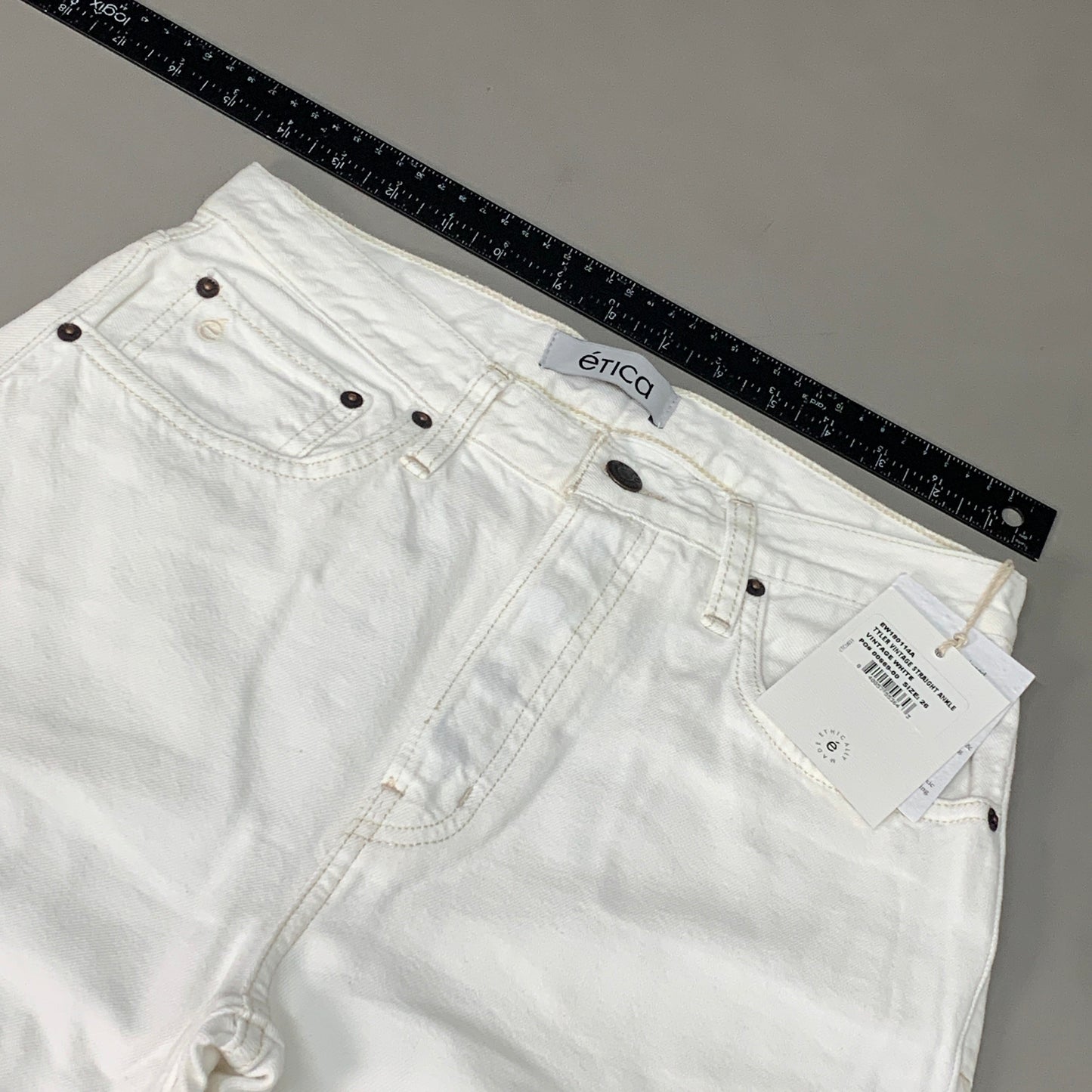 ETICA Tyler High Waist Straight Leg Ankle jeans Vintage White Size 26 EW180114A