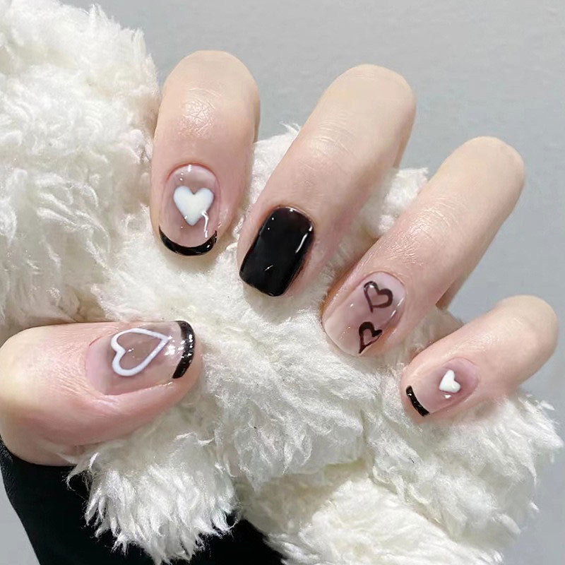 Fashionable Blue and Graffiti Pattern Fake Nails
