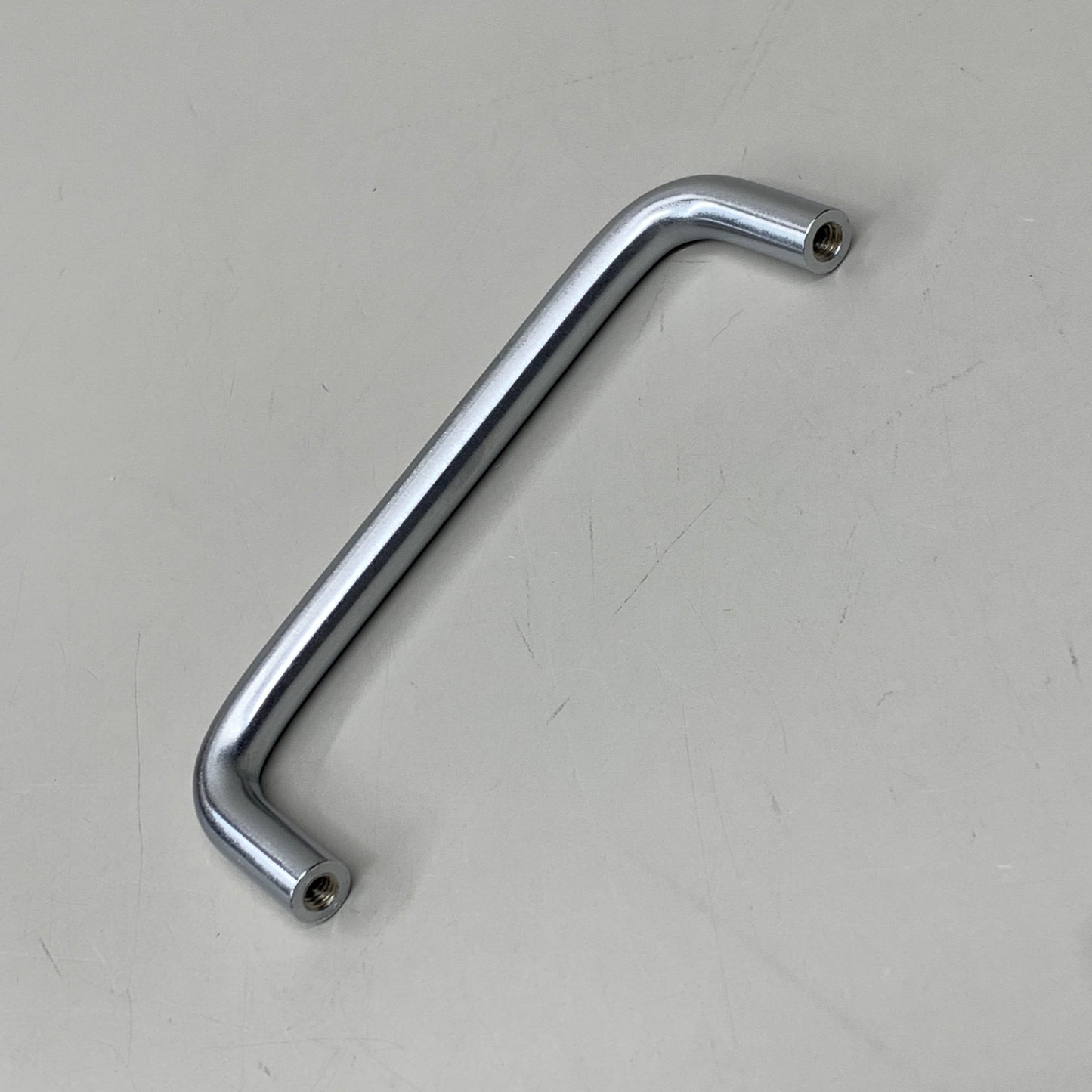 BERENSON (25 PACK) Advantage Steel Wire Pulls 96mm CC Satin Chrome 6131-2SC-P