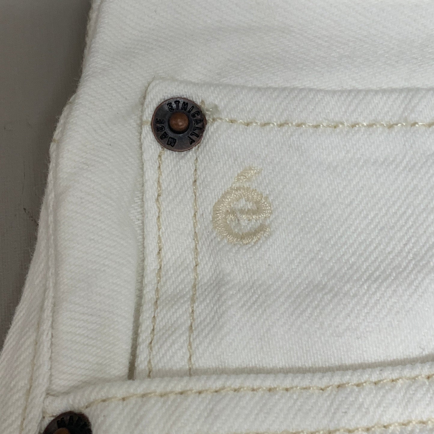 ETICA Tyler High Waist Straight Leg Ankle jeans Vintage White Size 26 EW180114A