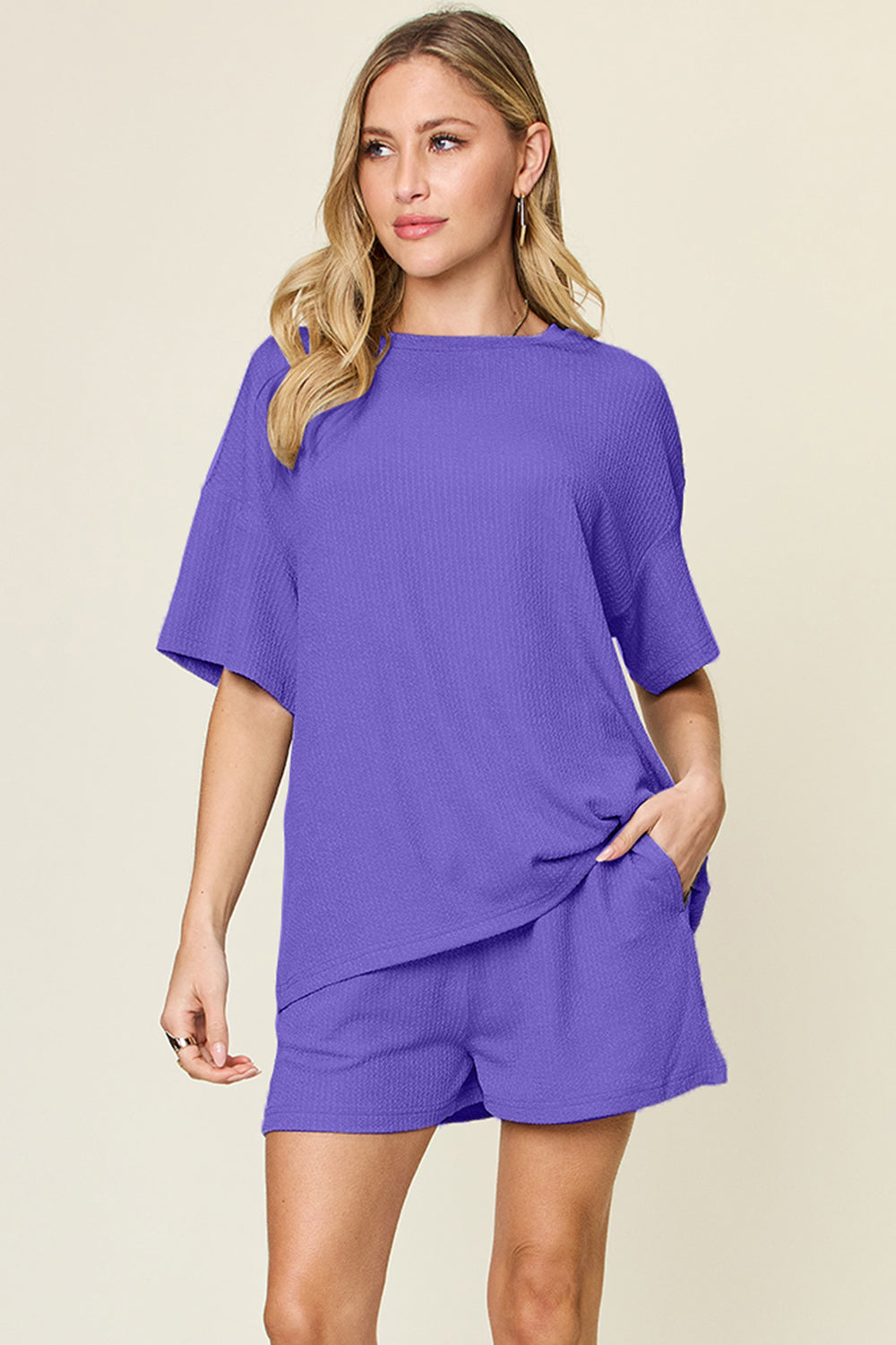 Slightly Stretchy Round Neck T-Shirt & Shorts Set