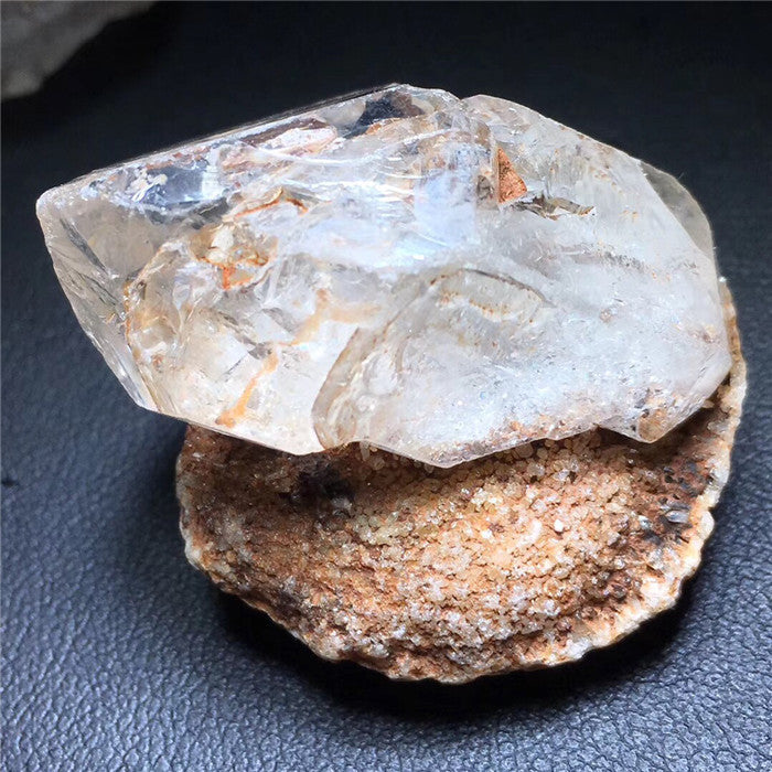 Natural White Crystal Skeleton Backbone Rough Stone