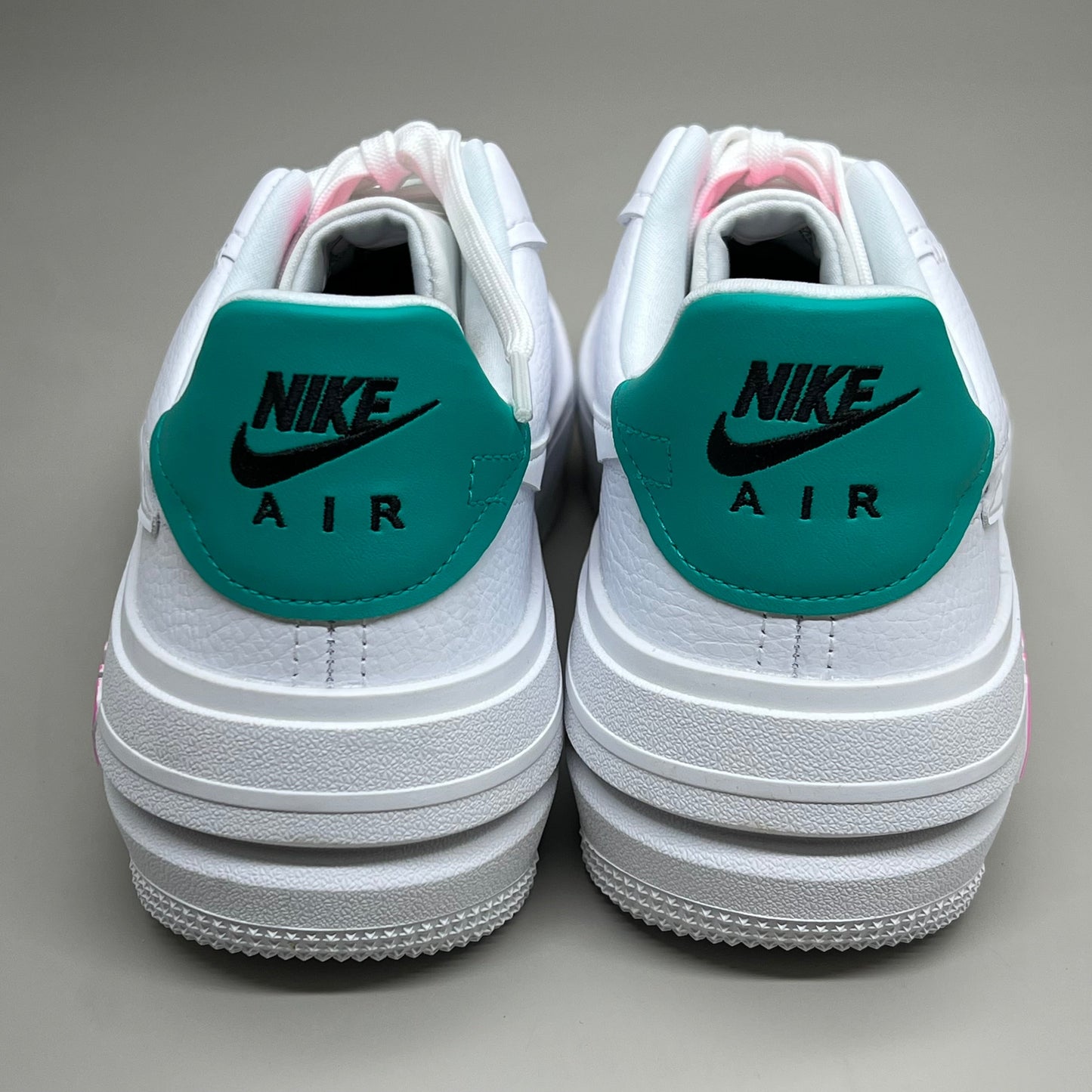NIKE Air Force 1 PLT.AF.ORM Tapered Toe Sz Women's 8.5 White/Pink/Blue FN7180-100