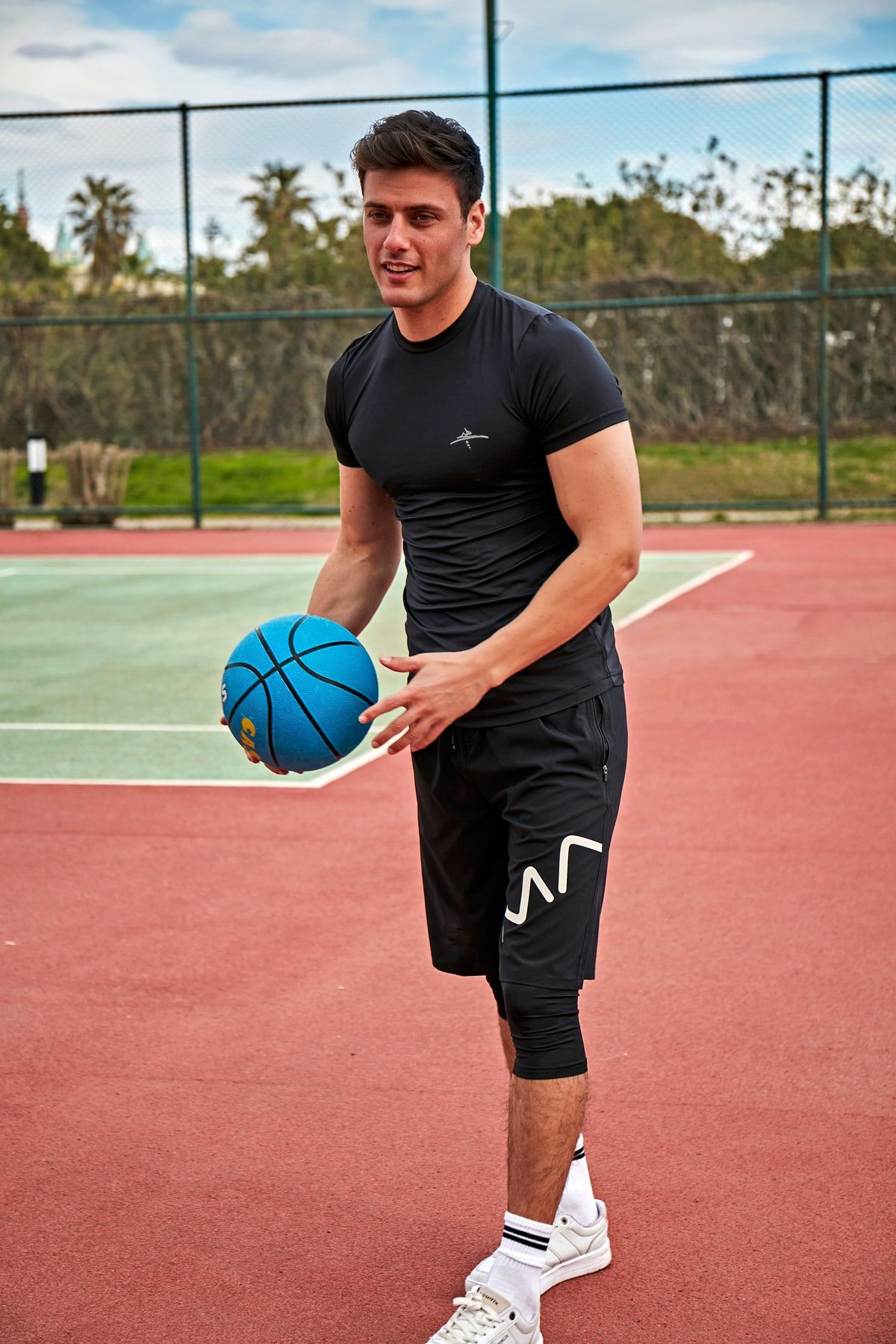 Lycra Black Men's Swim Shirts T2403