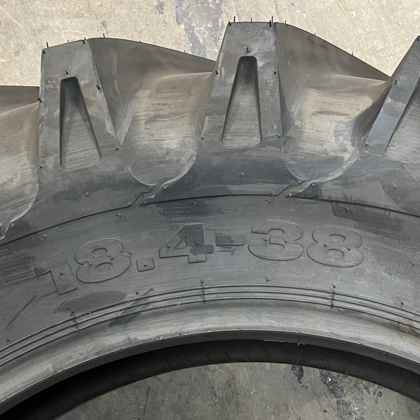 CARLISLE CSL24 Farm Tractor Tire 18.4-38 /10PLY