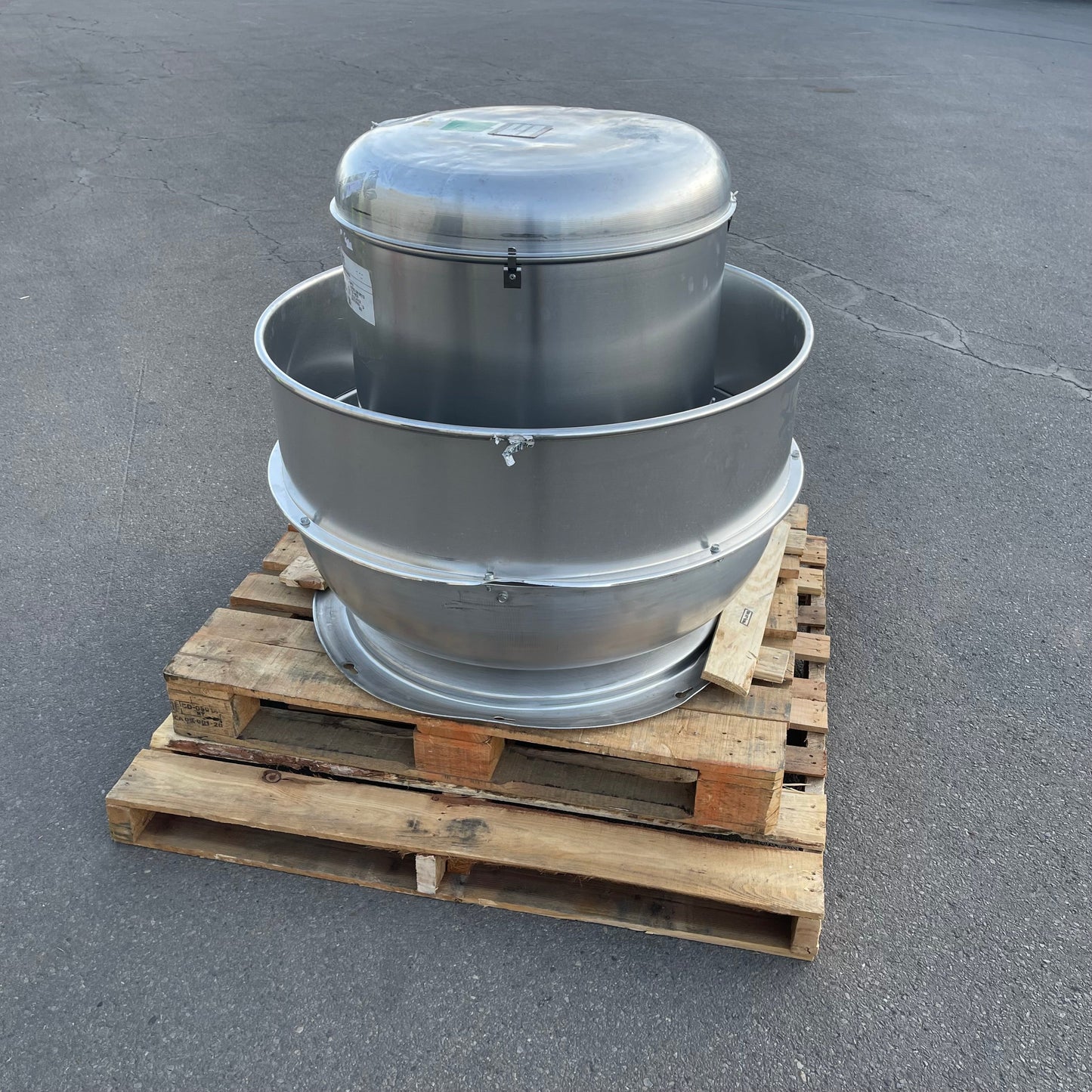 LOREN COOK Direct Drive Exhaust Fan 18" 3/4 HP 115 Volt 1 Phase 180W11D180ACW (New, Dented Top)