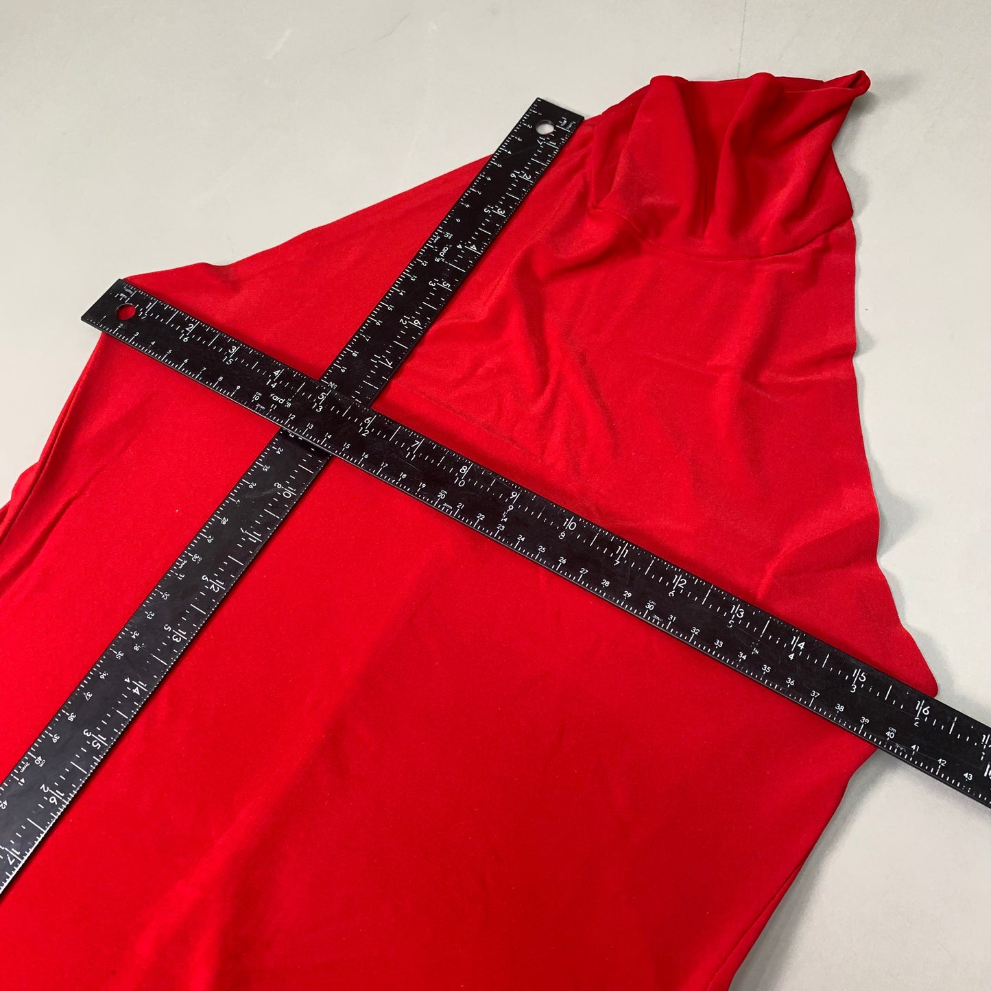 NORMA KAMALI Halter Turtle Side Slit Gown SZ M/38 Red KK4223PL236004 (New) no