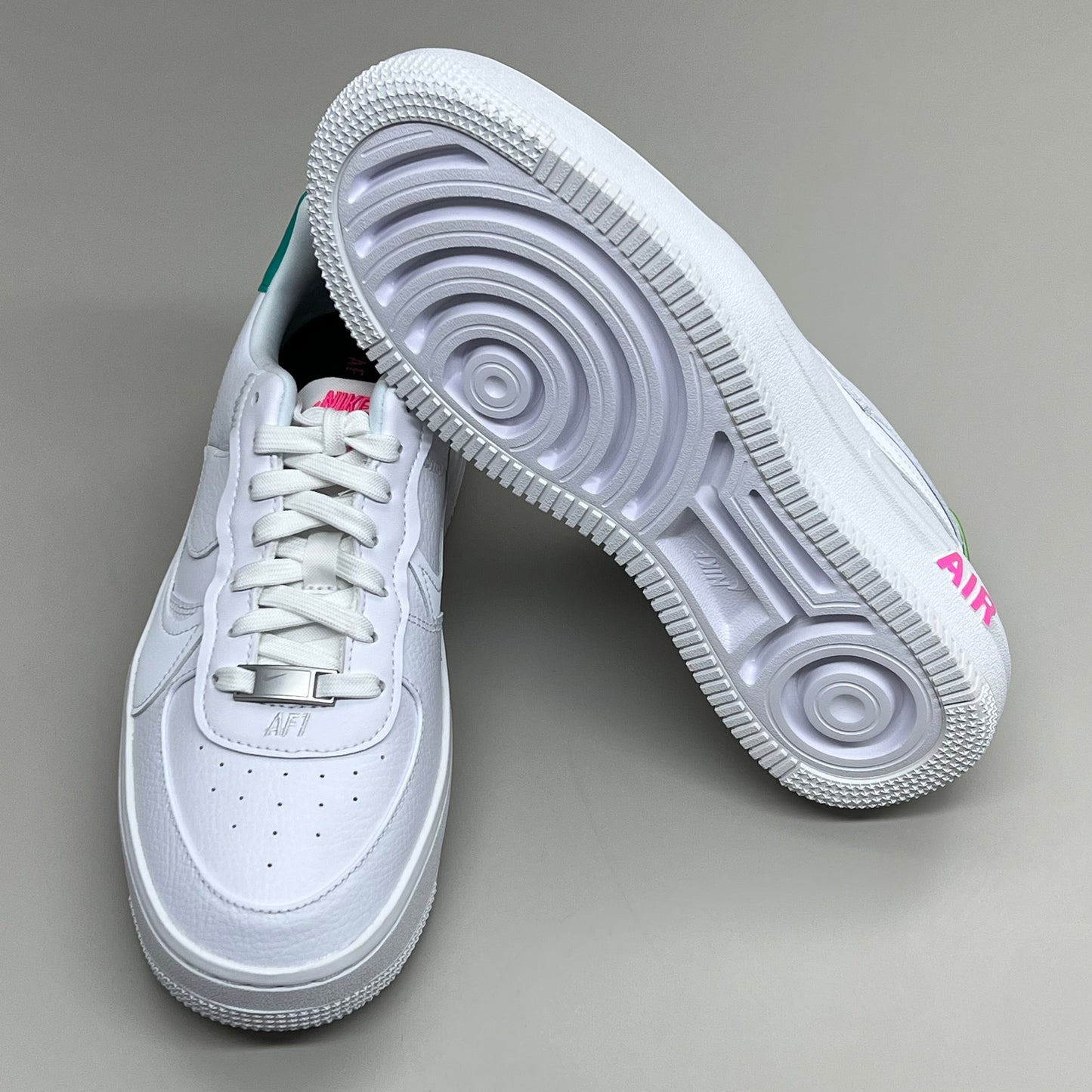 NIKE Air Force 1 PLT.AF.ORM Tapered Toe Sz Women's 8.5 White/Pink/Blue FN7180-100