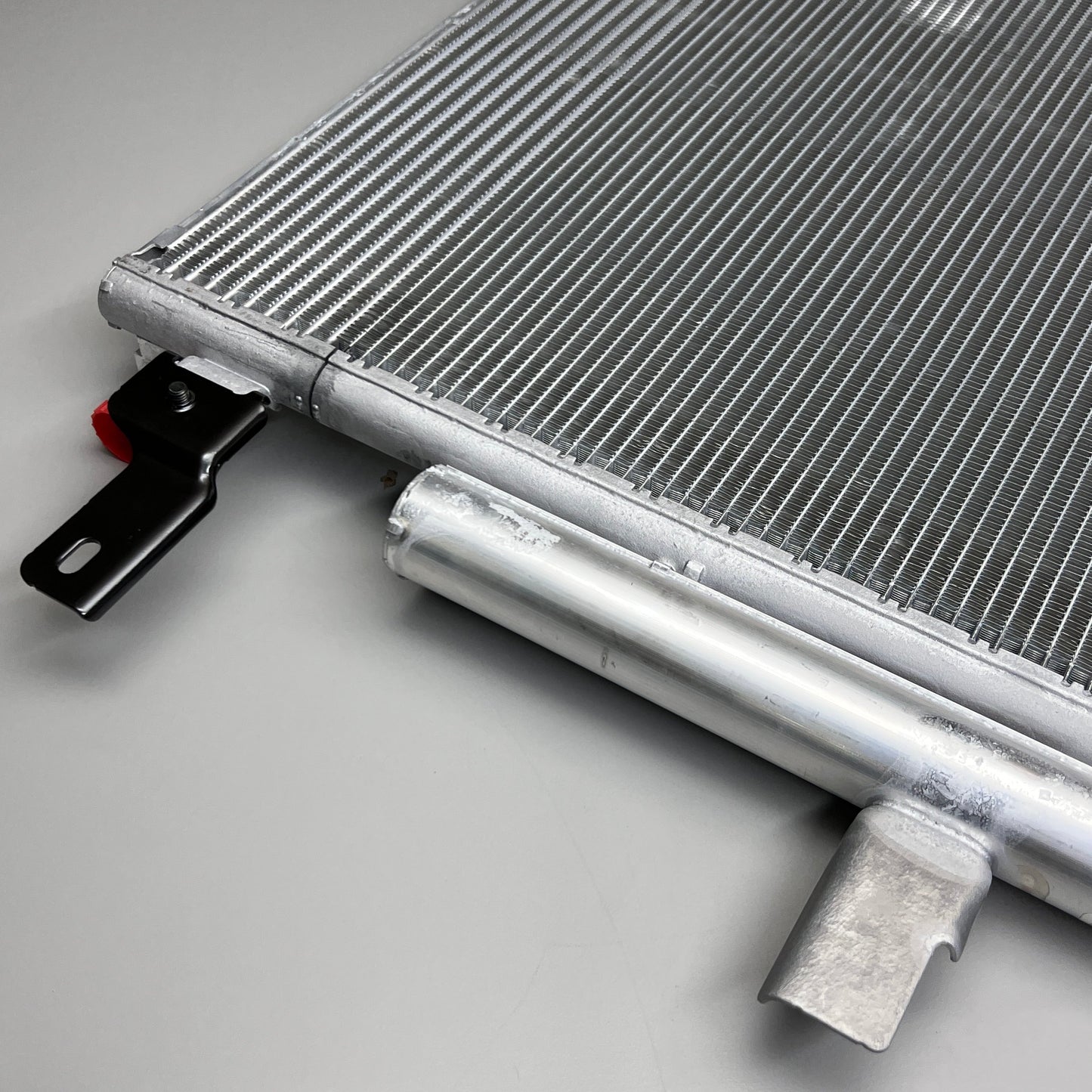 FORD MOTORCRAFT YJ-552 1X Air Conditioning Condenser Kit BT4Z-19708-B OEM (New)