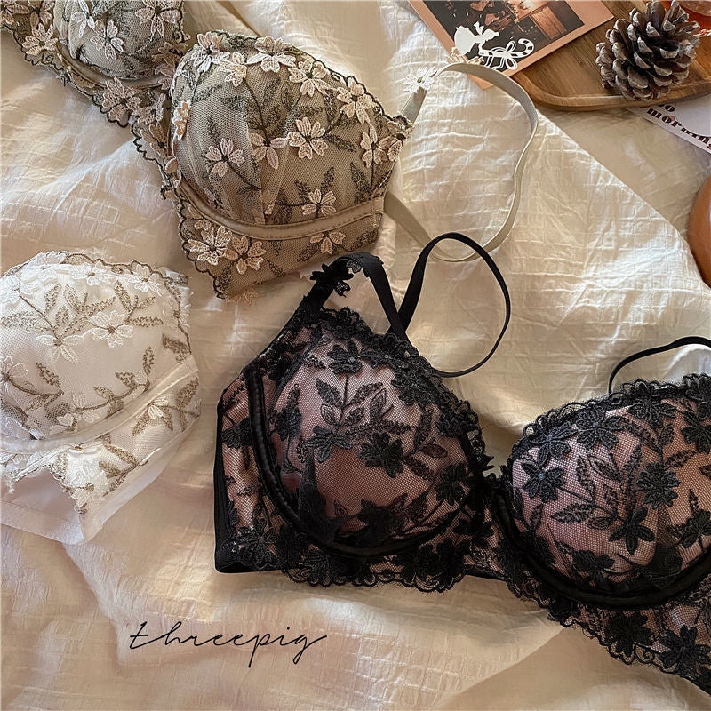 Fashion French Embroidery Lace Underwear For Women
