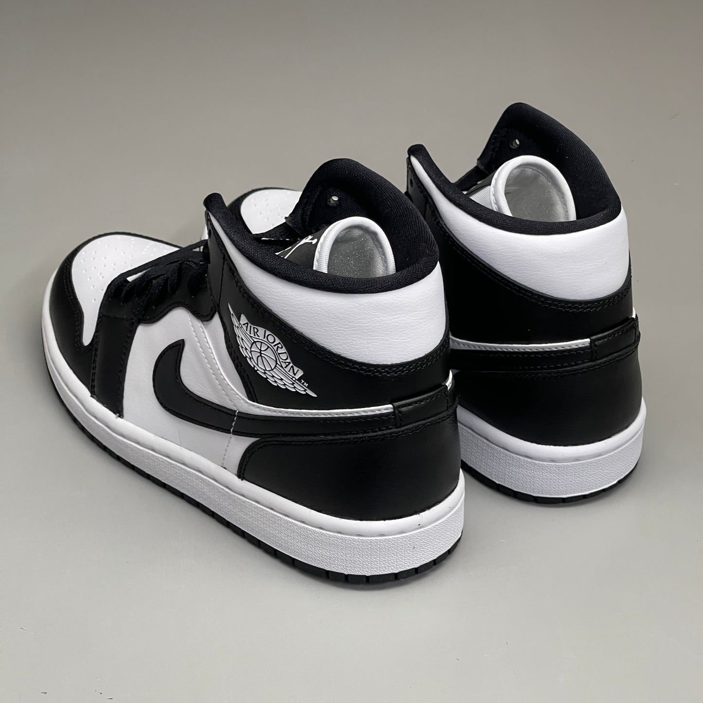 NIKE AIR JORDAN 1 Mid Panda Women's Sz 8.5 Black / White DV0991-101 (New)