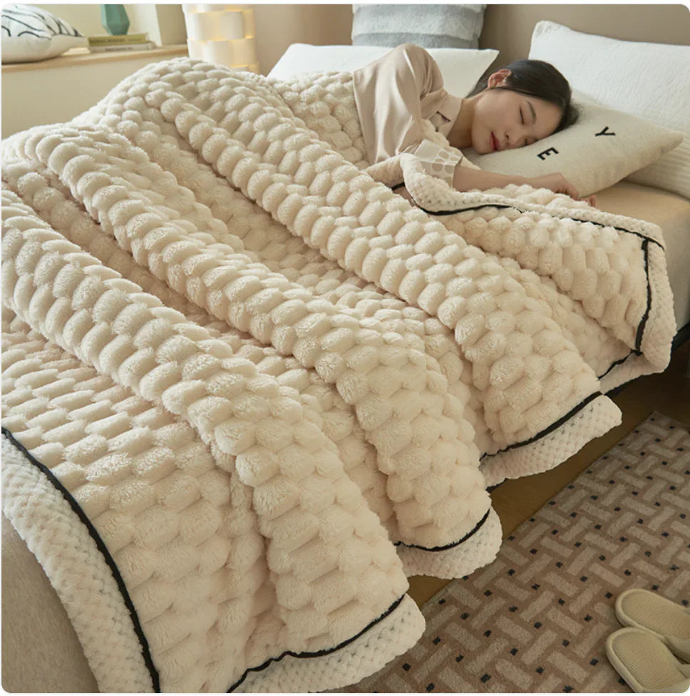 Style Loft Collection Ultra-Plush Coral Flannel Insulated Thermal Blanket
