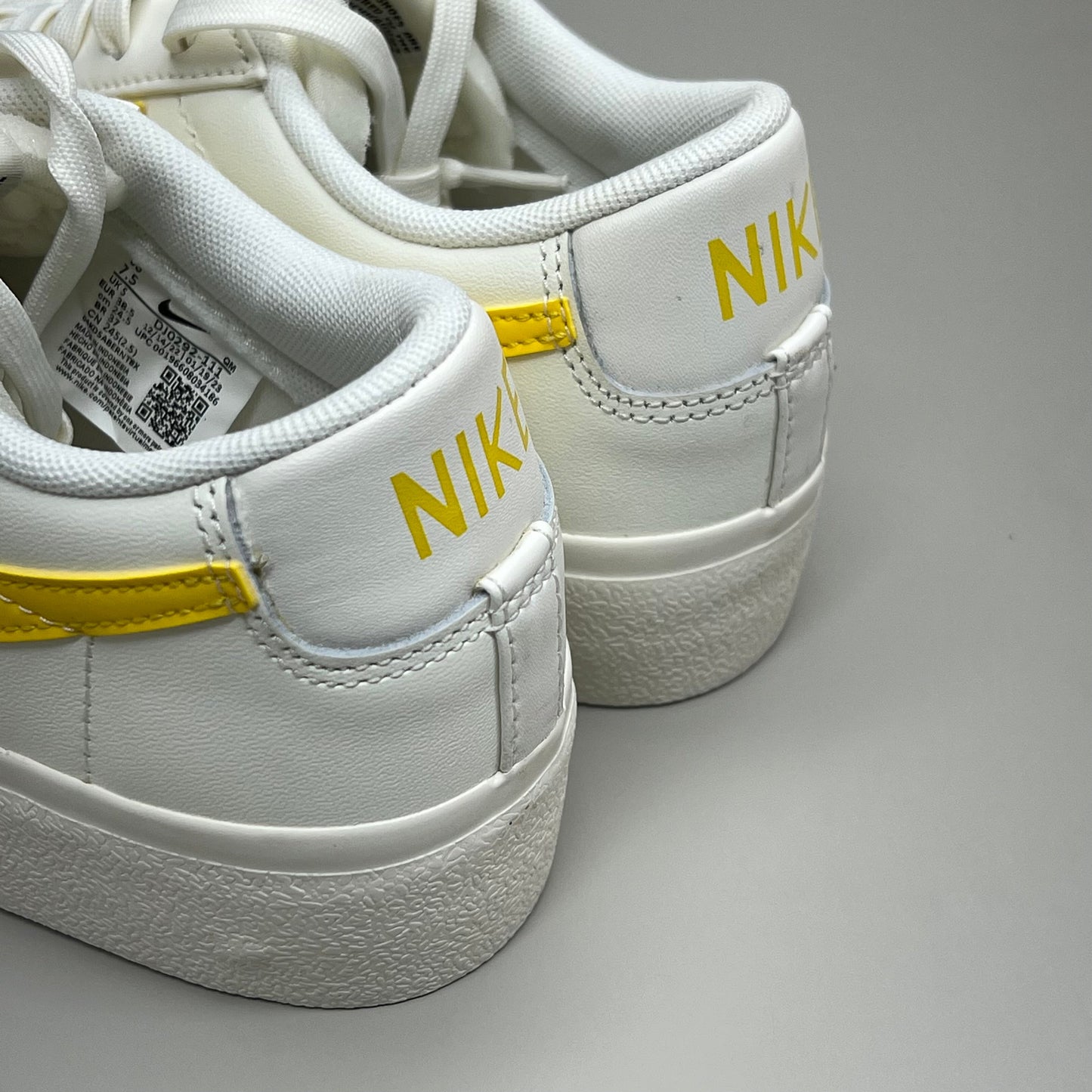 NIKE Blazer Low Cut Platform Sneaker Sz Women's 11.5 Men's 10 Yellow/Grey/White