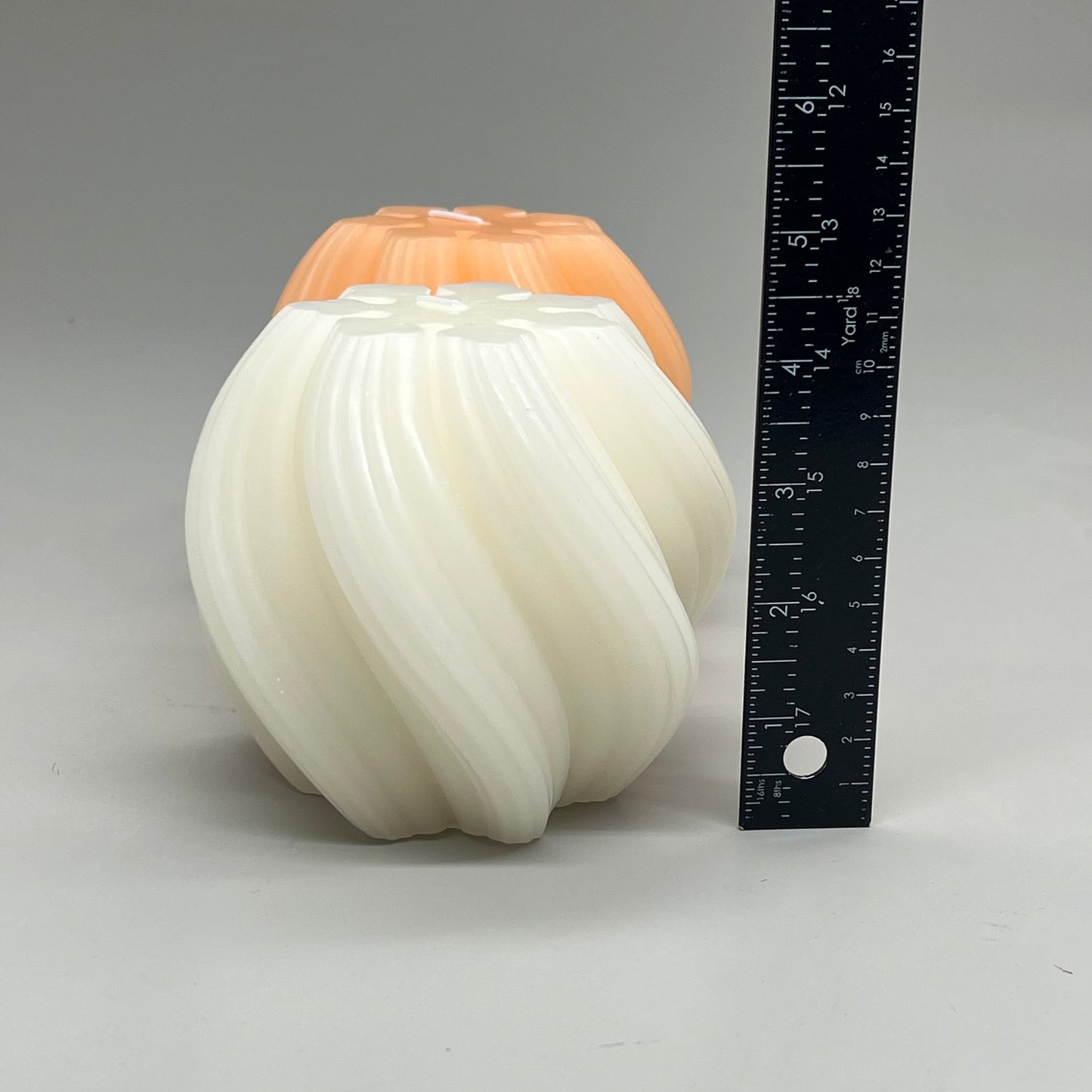 ASHLAND 2 Candle Set Home & Work Unscented Candle Round Flower Peach & White