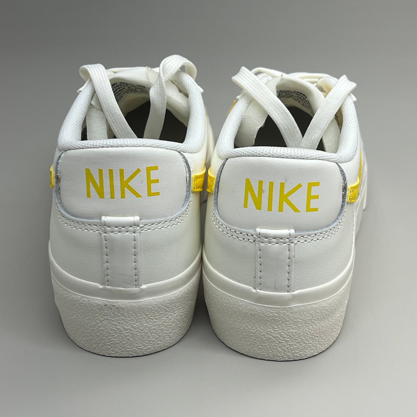 NIKE Blazer Low Cut Platform Sneaker Sz Women's 6.5 Men's 5 Yellow/Grey/White