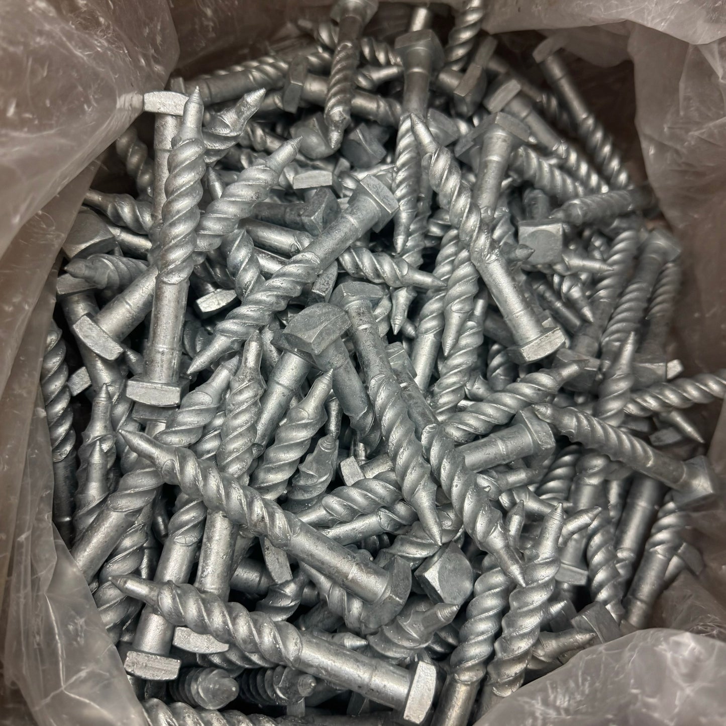 MEMPHIS(200 PACK)Sq Head Twist Drive Lag Screw 2-5/8"Thread 4"L Lag 1/2" W 36711