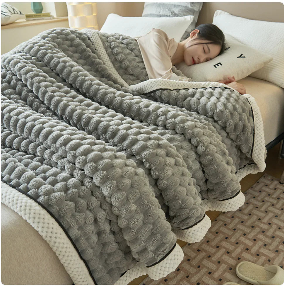 Style Loft Collection Ultra-Plush Coral Flannel Insulated Thermal Blanket