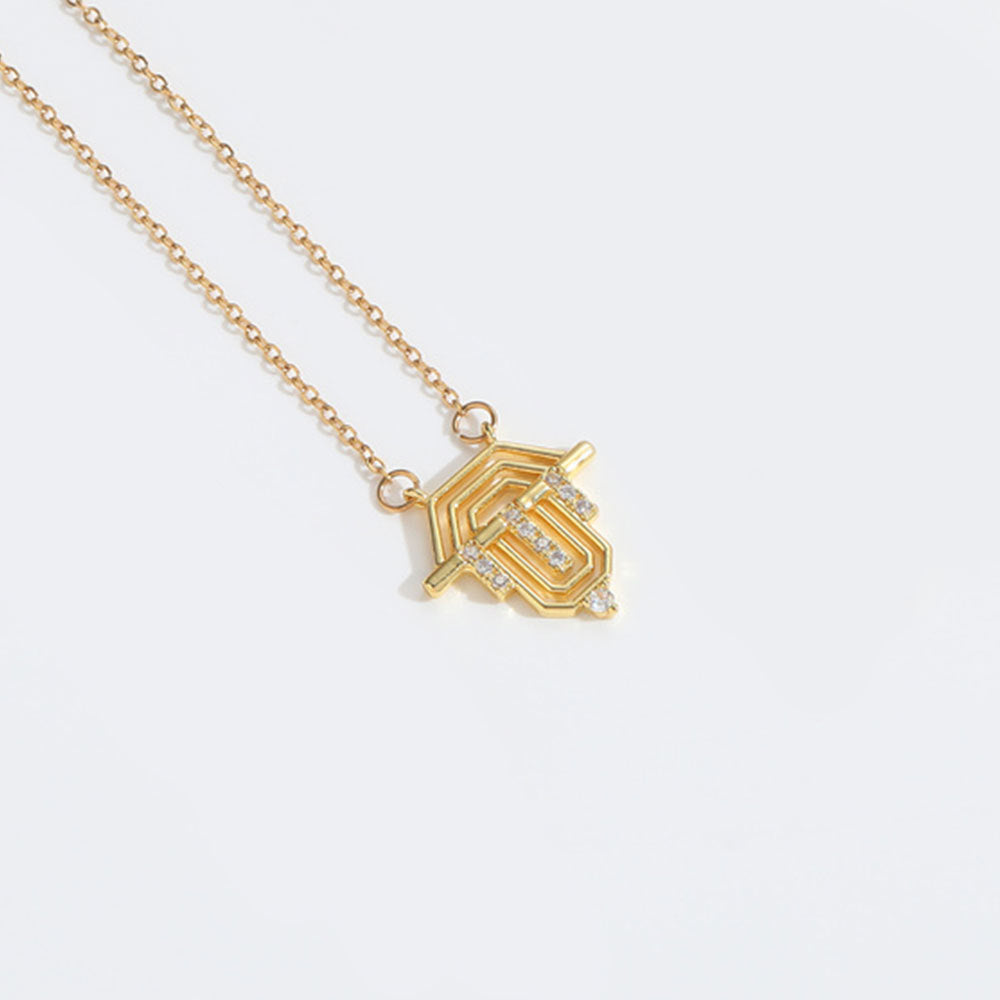Roman retro flag design pendant necklace for women's collarbone chain