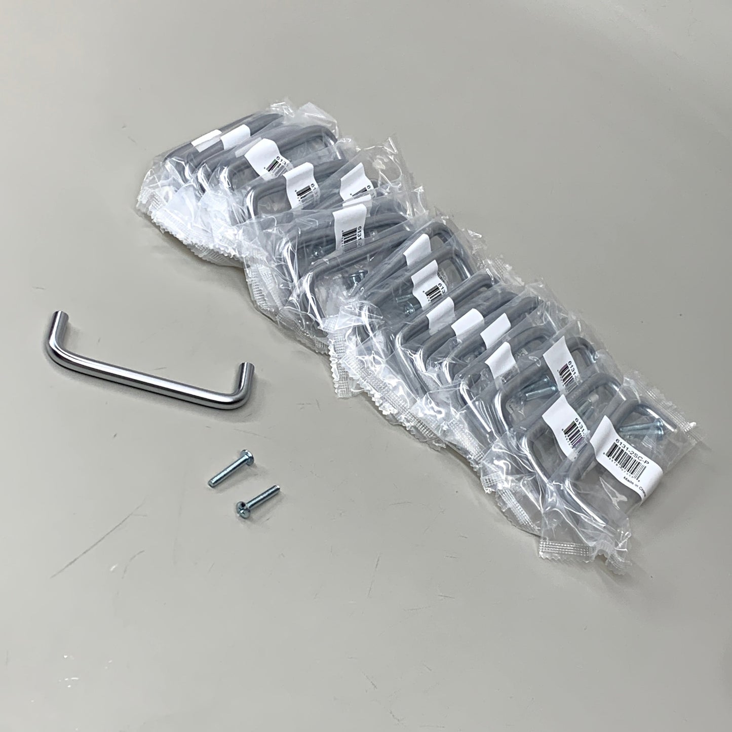 BERENSON (25 PACK) Advantage Steel Wire Pulls 96mm CC Satin Chrome 6131-2SC-P