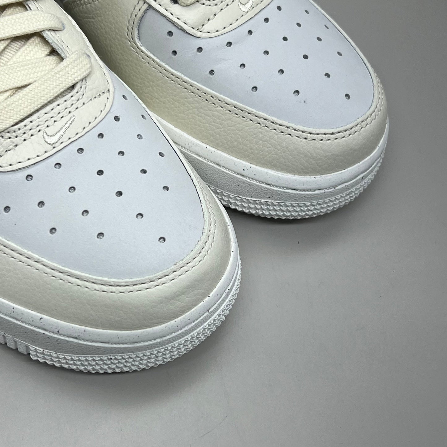 NIKE Air Force 1 07' LX Leather Sz Women's 9 Sail/Coconut Milk-Black DZ2708 101