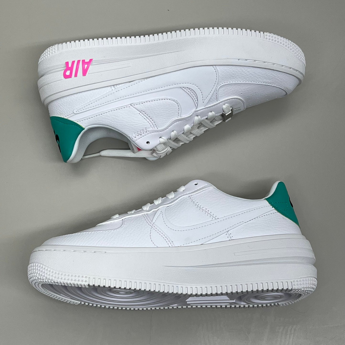 NIKE Air Force 1 PLT.AF.ORM Tapered Toe Sz Women's 8.5 White/Pink/Blue FN7180-100