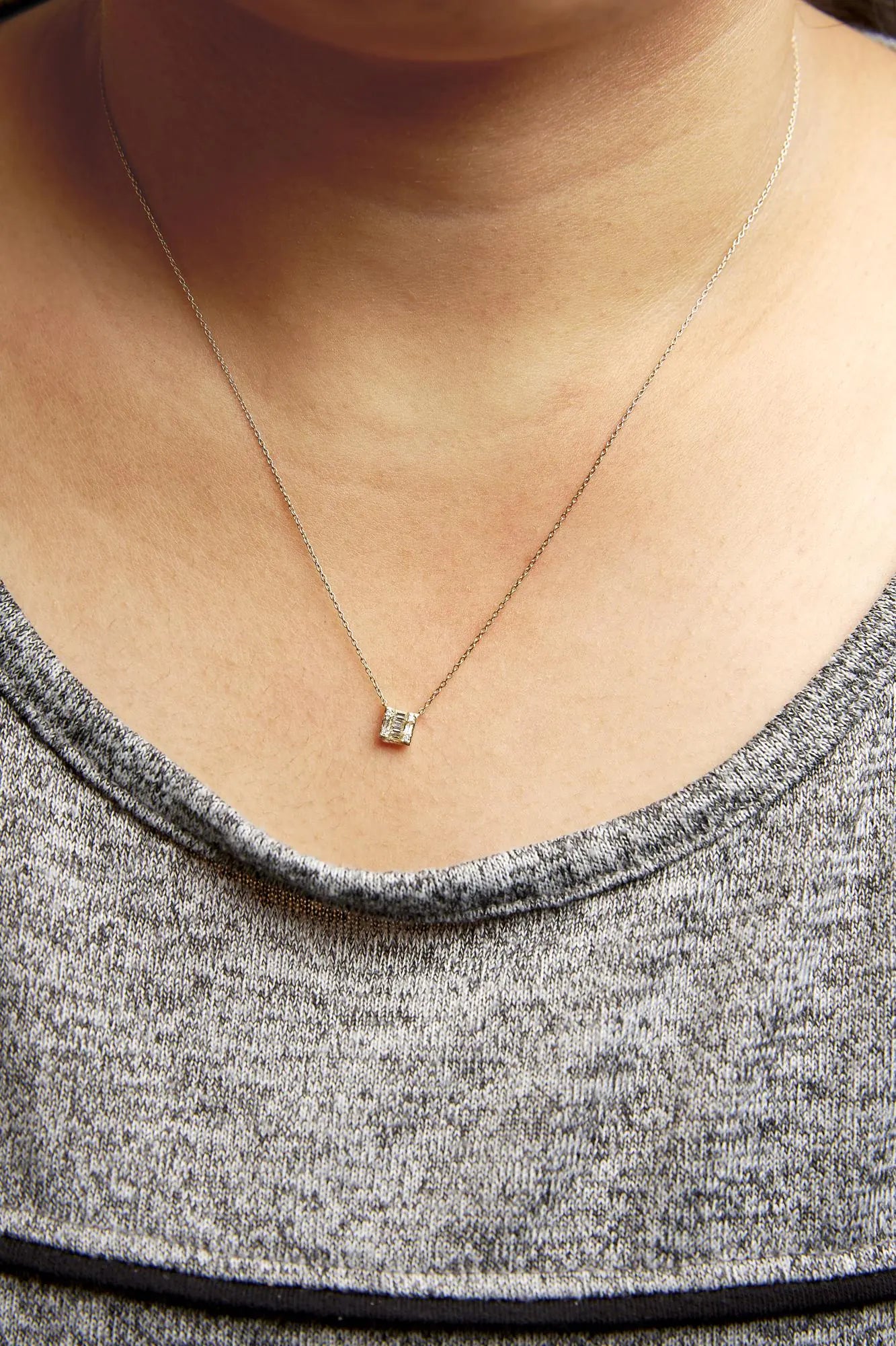 Style Loft Collection 10K Yellow Gold 1/10 Ctw Round and Baguette Diamond Mosaic Composite Square 18" Inch Pendant Necklace (H-I Color, I1-I2 Clarity)