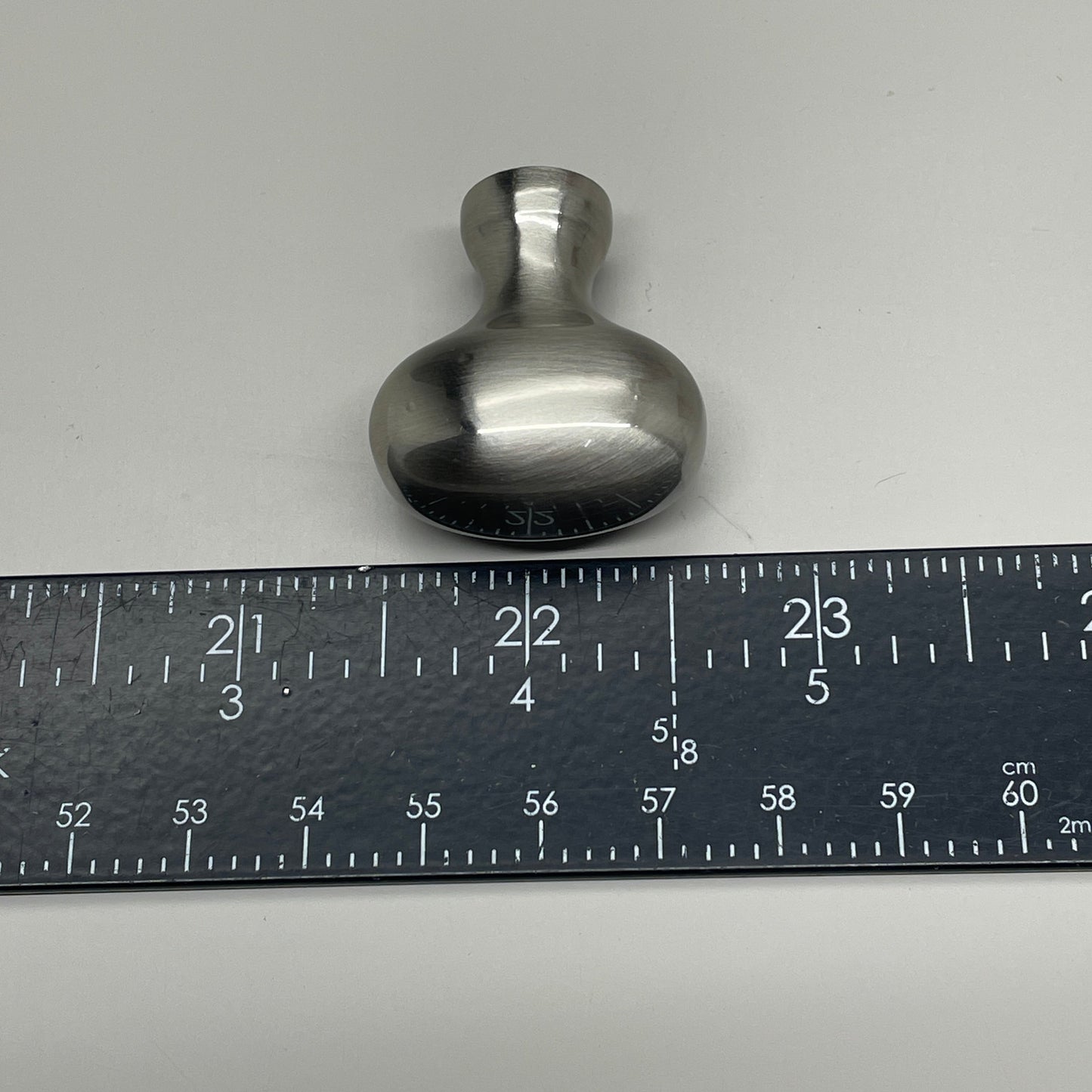 BERENSON (25 PK) Transitional Advantage Three Brushed Nickel Oval Knob 0920-1BPN-P