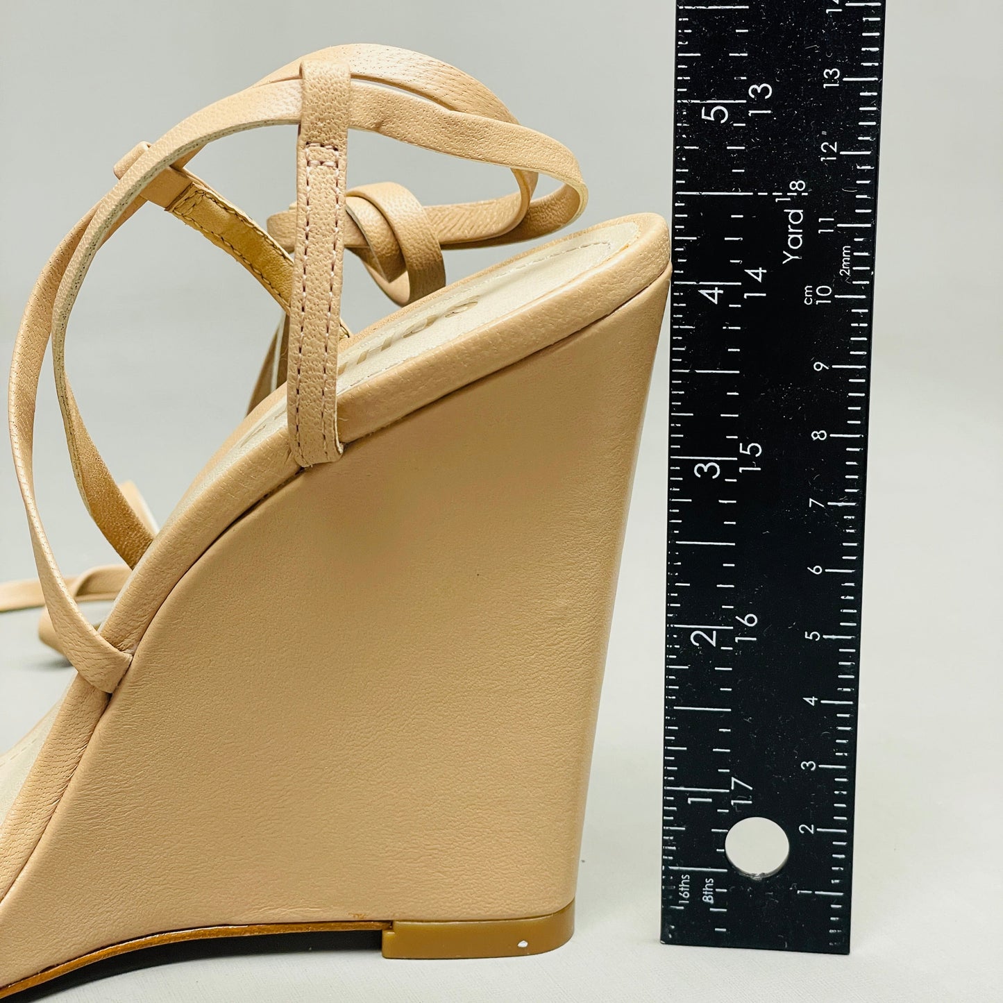 SCHUTZ Deonne Casual Deluxe Nappa Leather Sandal True Beige Sz 7 S013810172 (New)