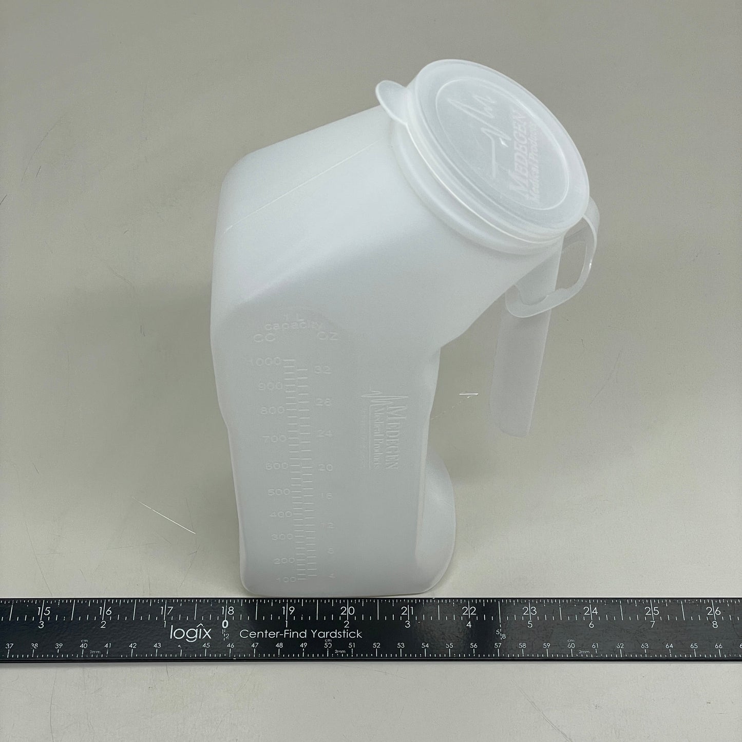 MEDEGEN MEDICAL PRODUCTS (50 PK) Male Urinal w/ Hanging Lid Translucent 1 qt  H140-01 (Distressed Box)